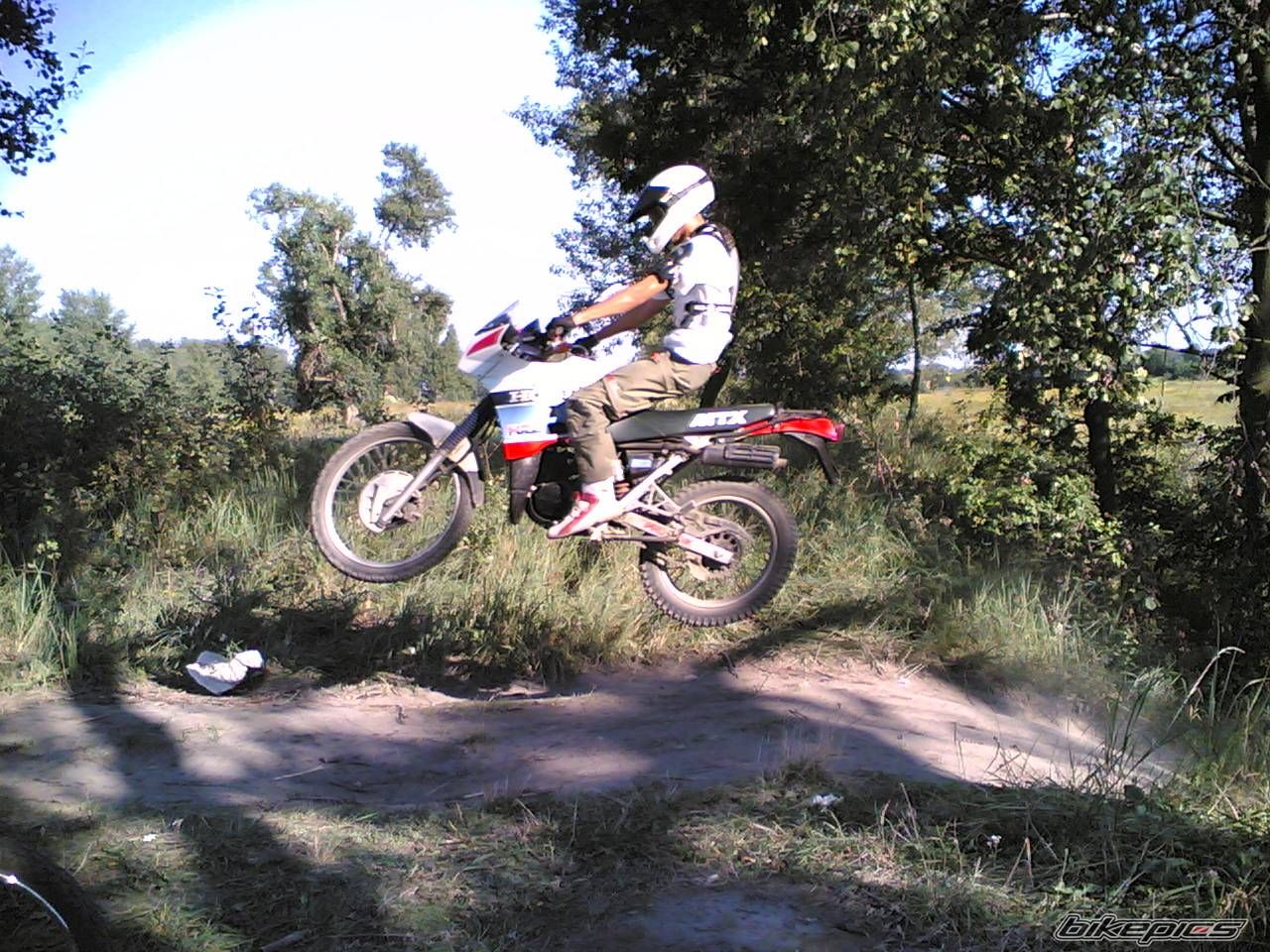 Photo 883817