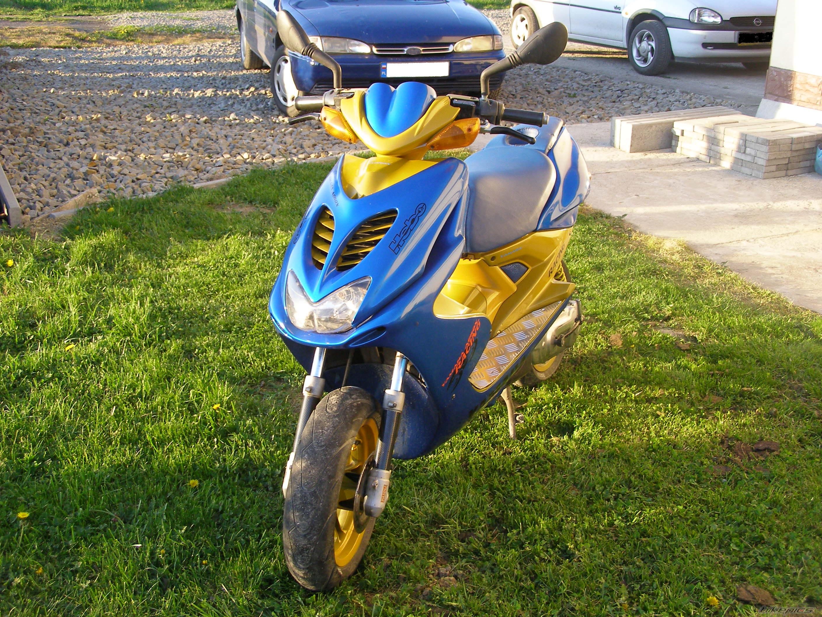 Photo 883970