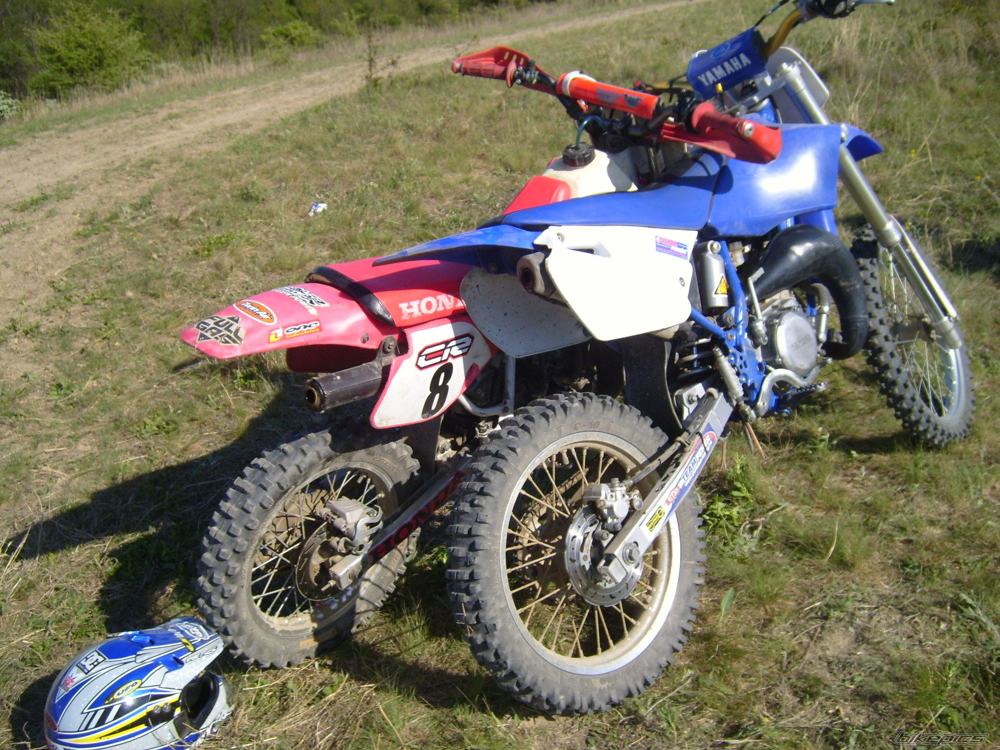 Photo 884053