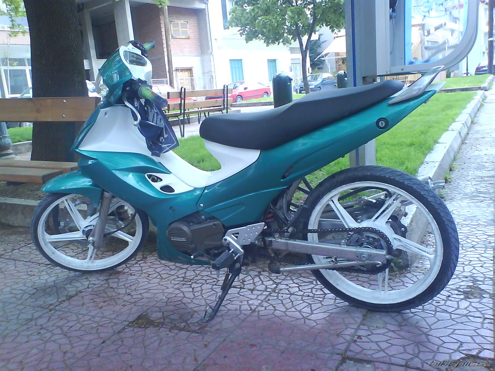 Photo 884298