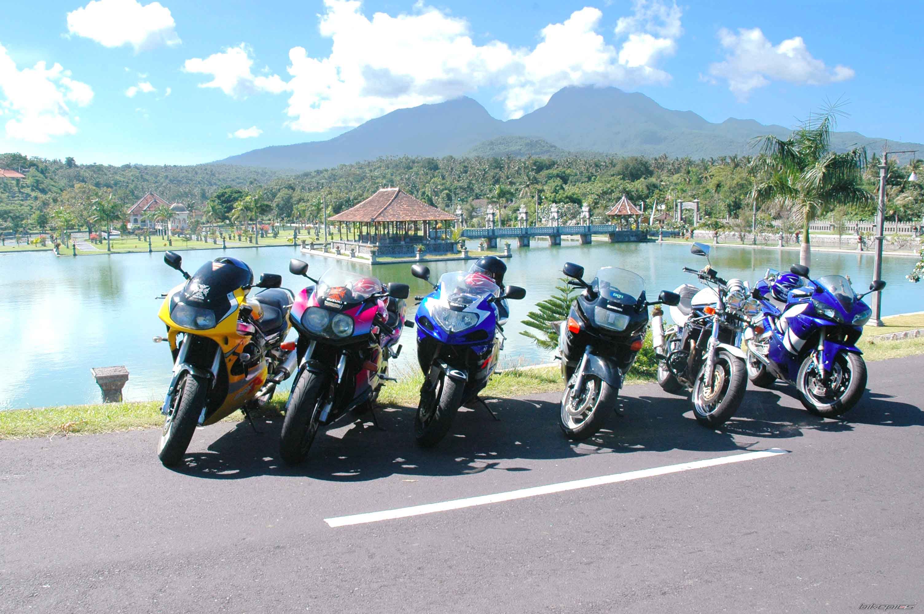 Bike Photo 884796