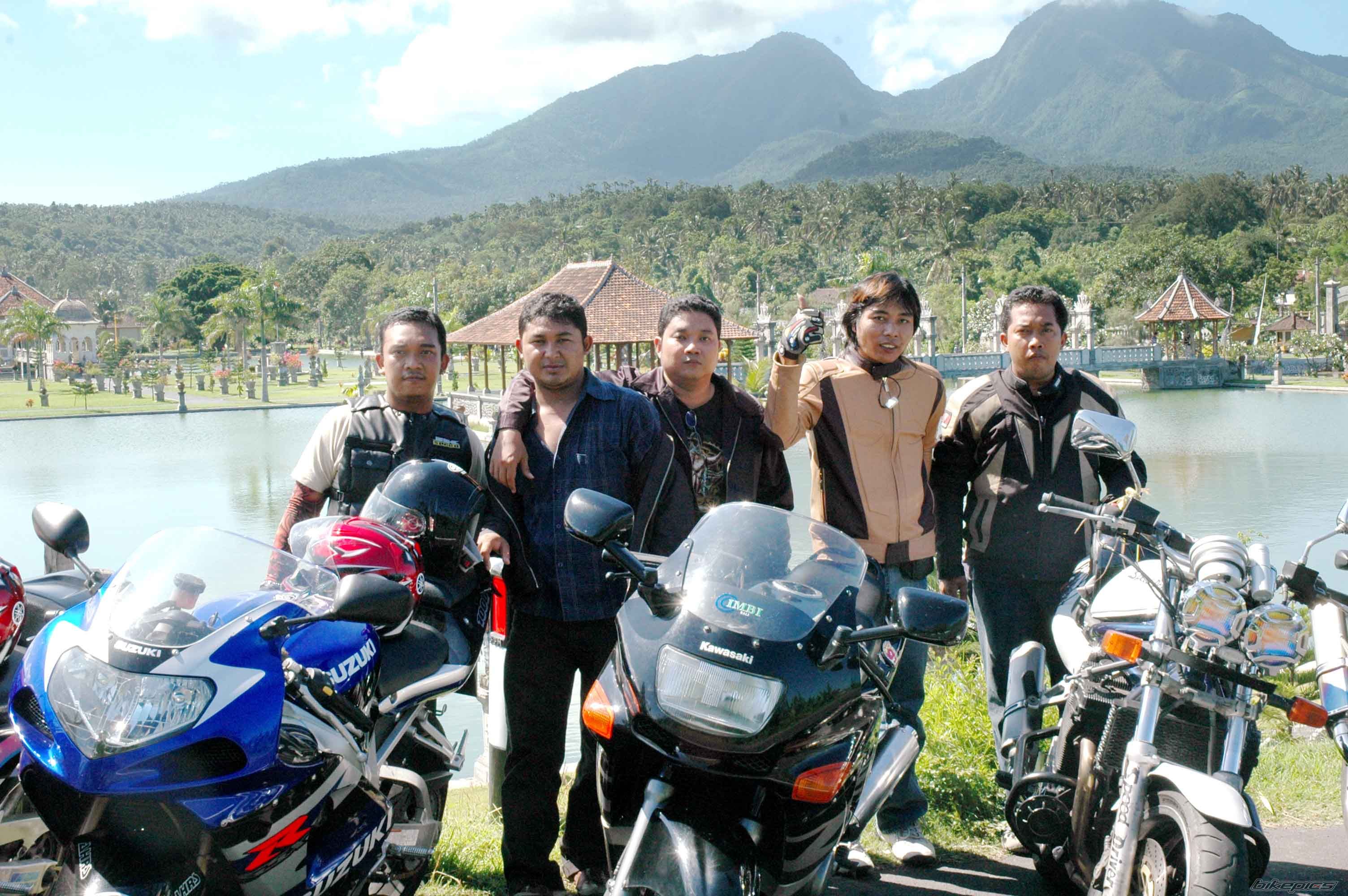 Photo 884798