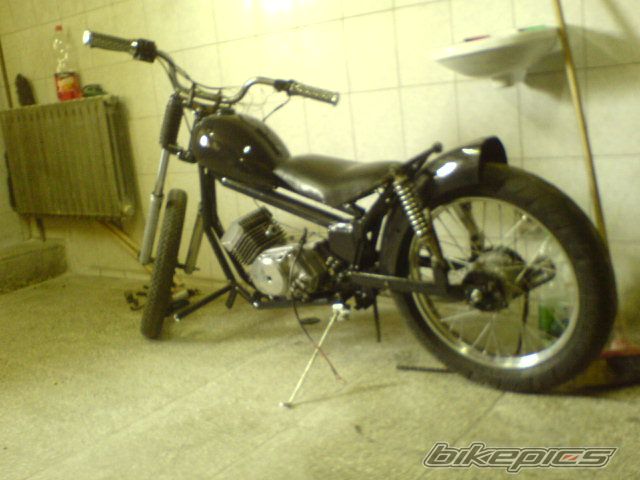 Photo 884869