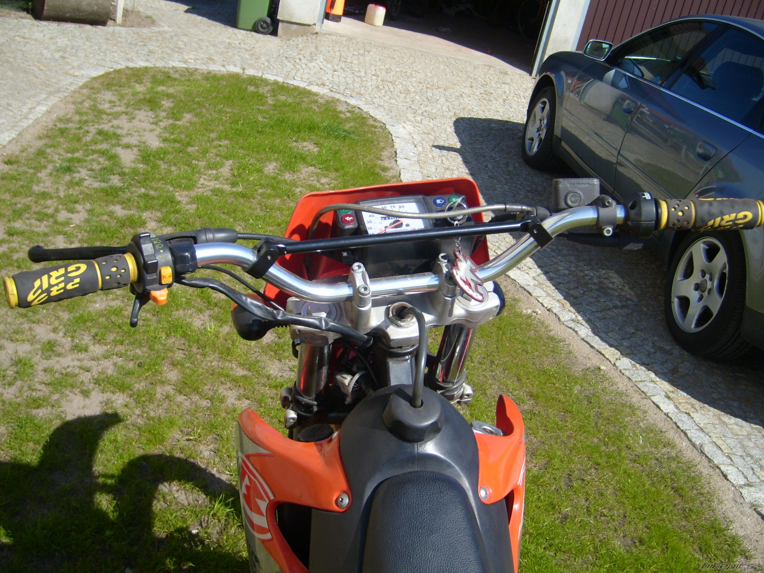 Photo 884932