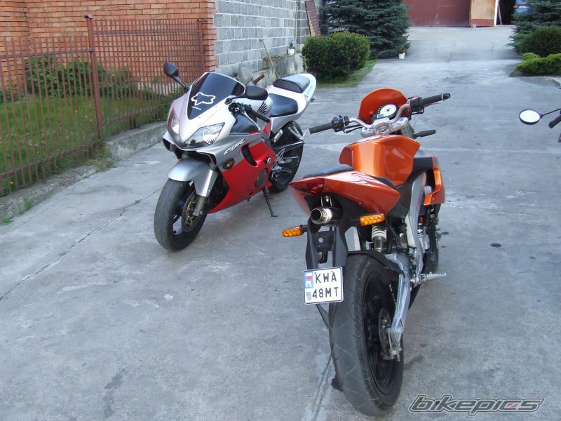 Bike Photo 885099