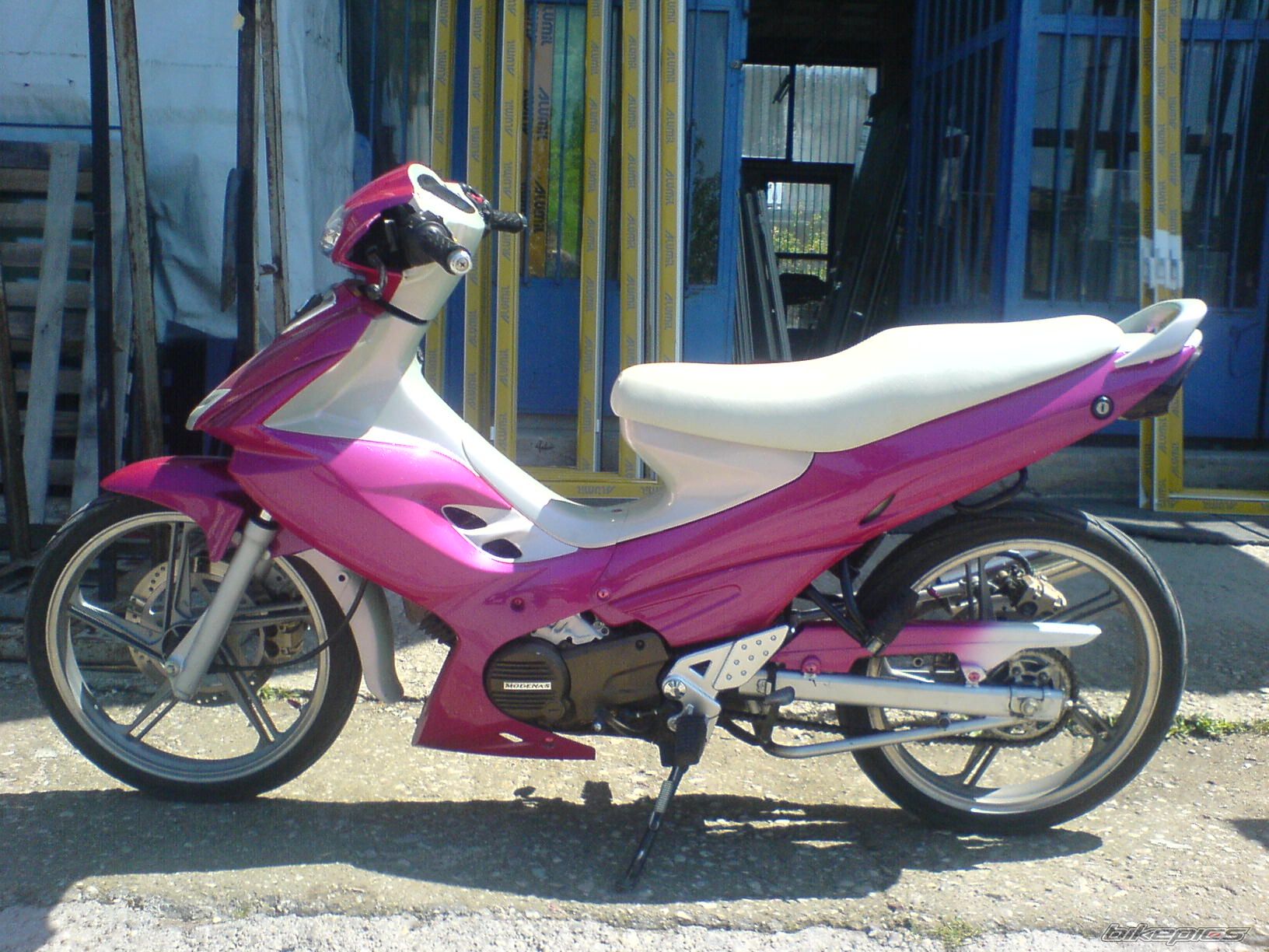 Photo 885141