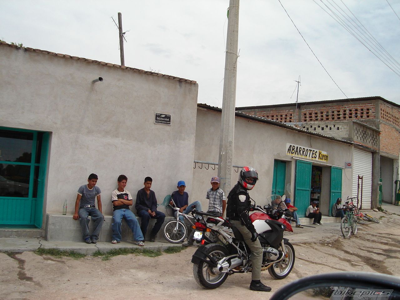 Photo 885892