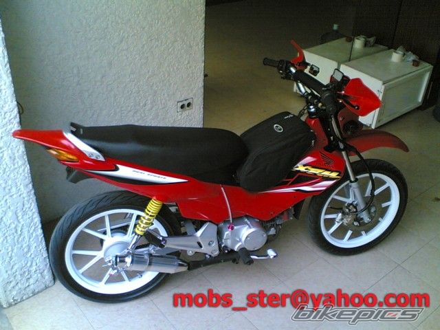 Photo 885937