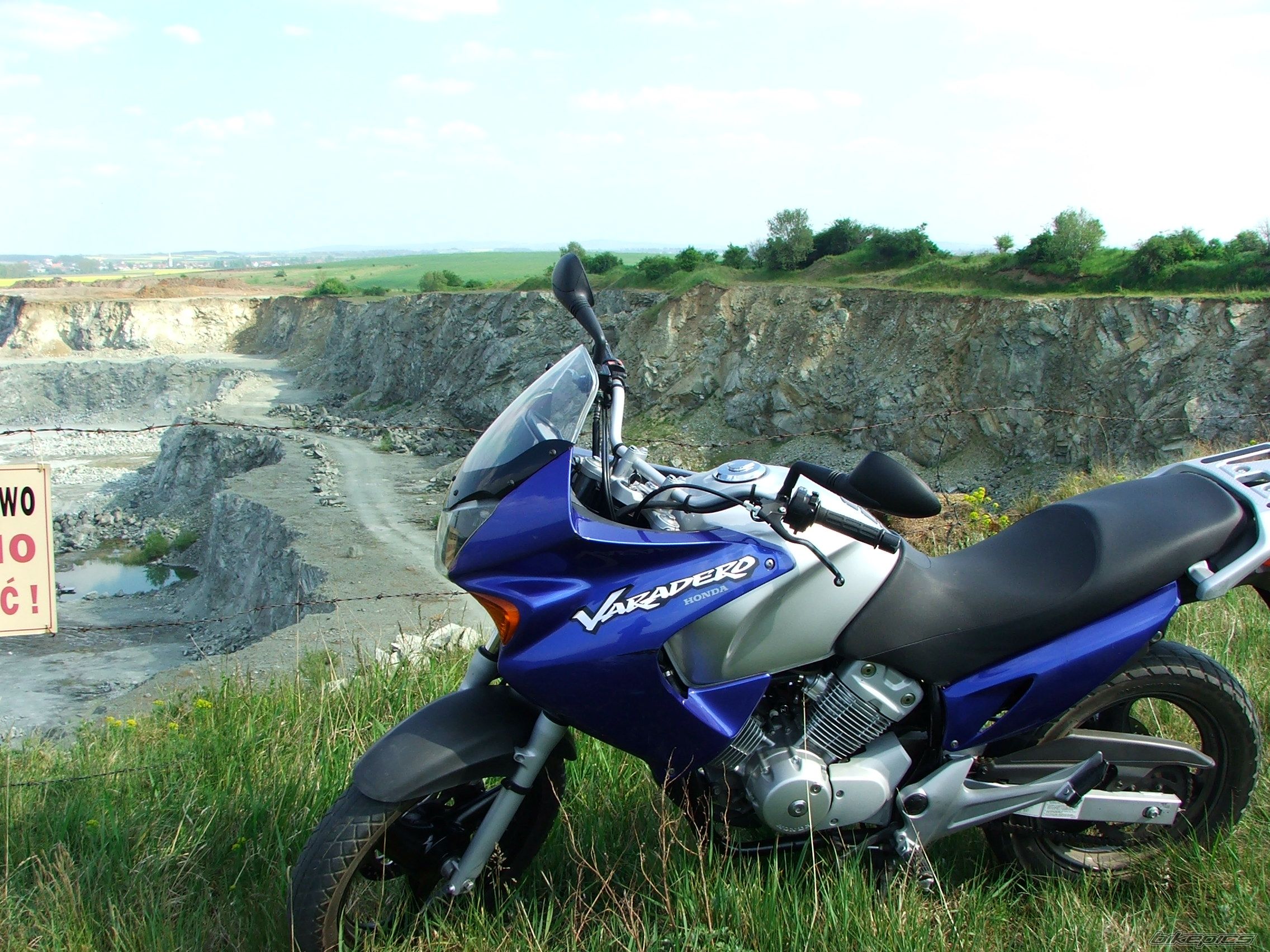 Bike Photo 886023