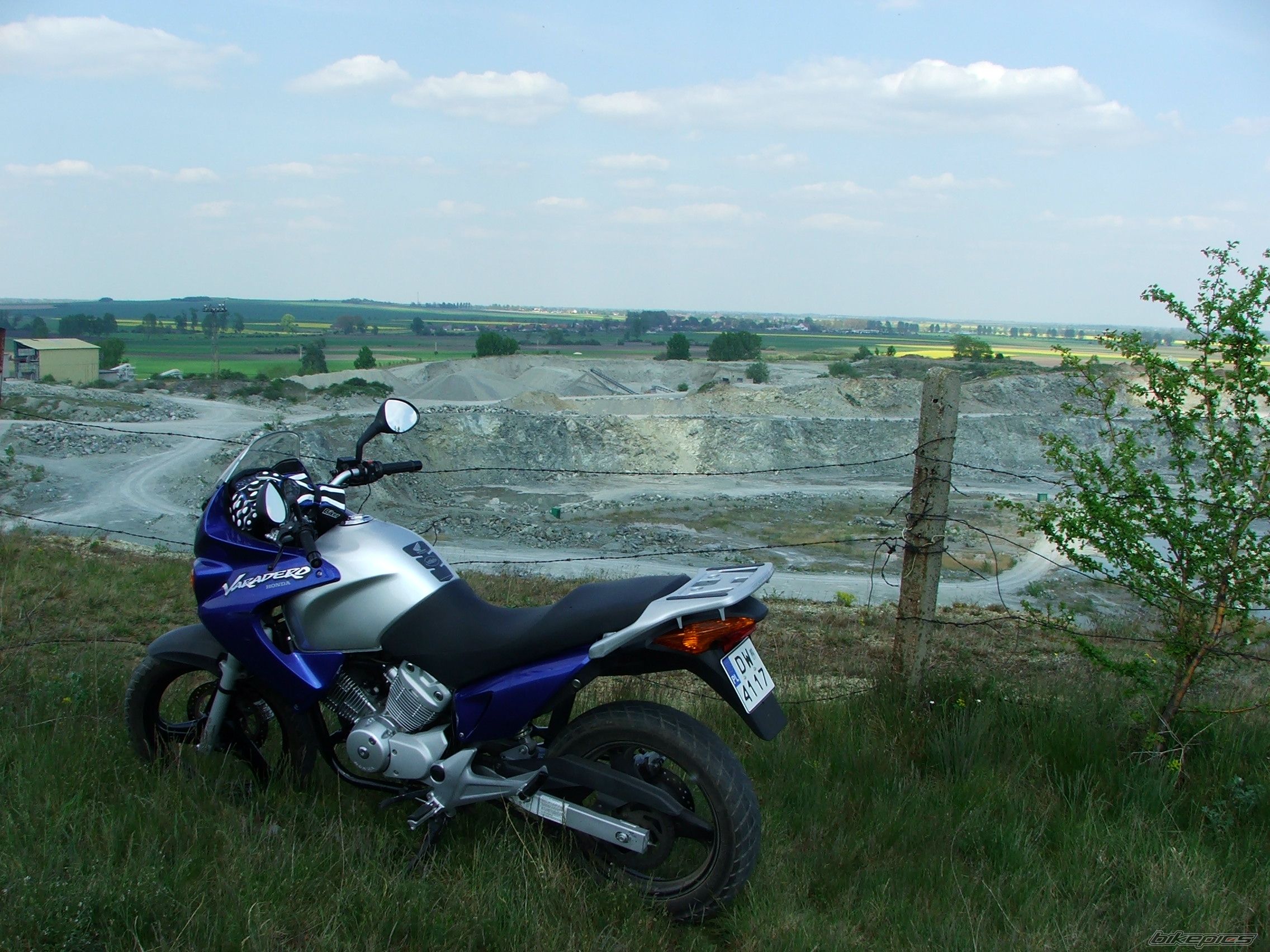 Bike Photo 886029