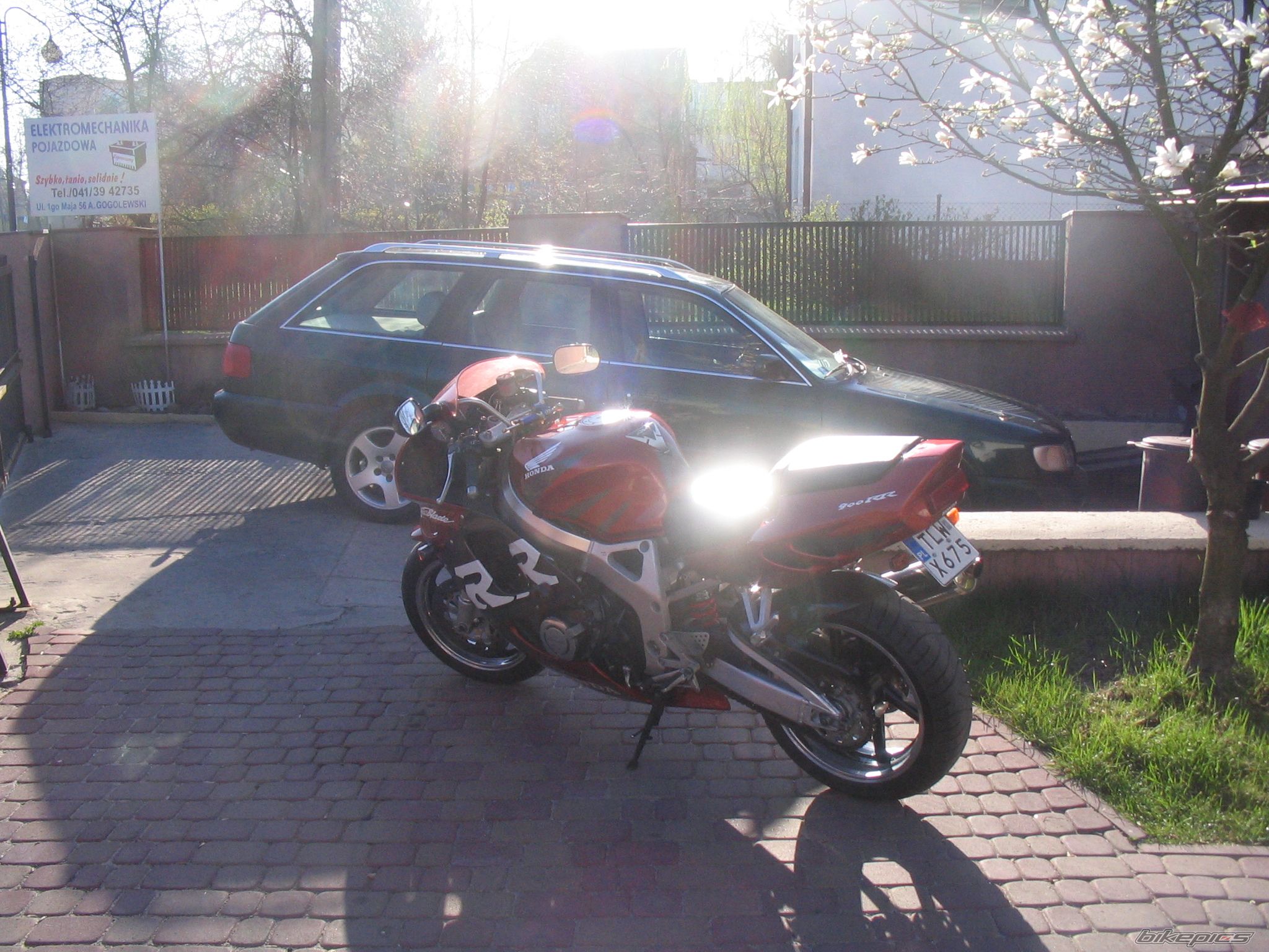 Photo 886402