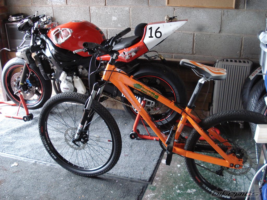 Photo 886725