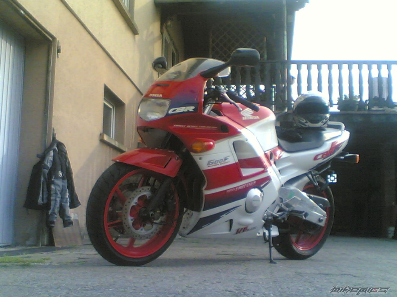 Photo 887135