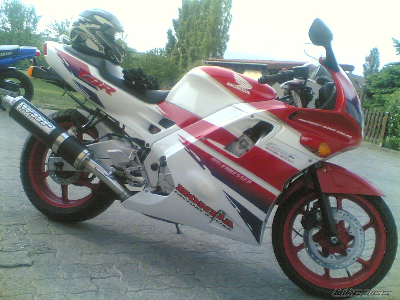 Photo 887141