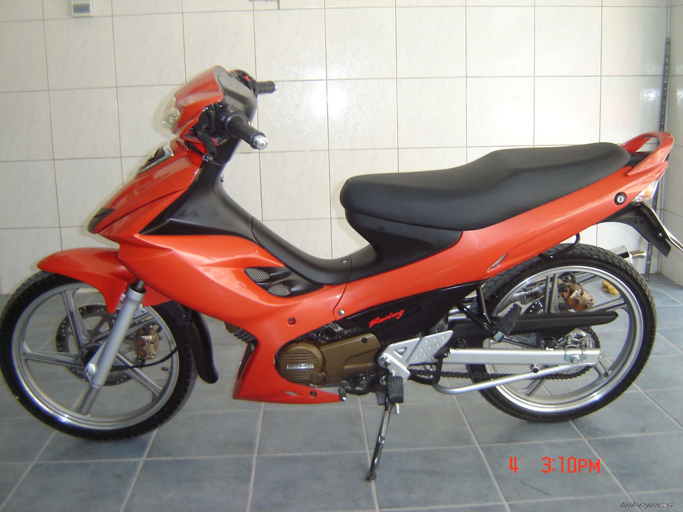 Photo 887307