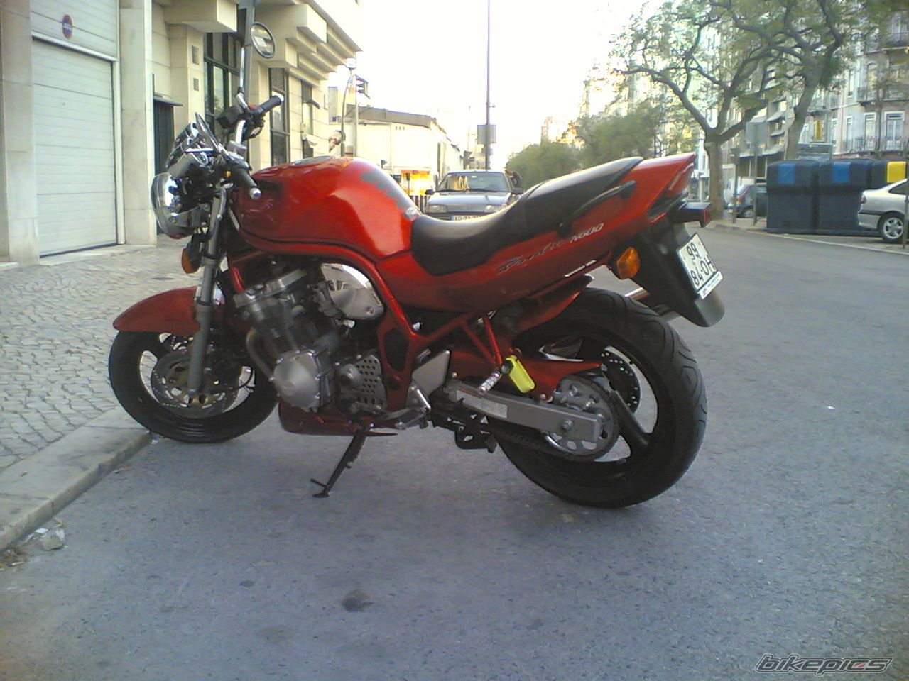 Photo 888009