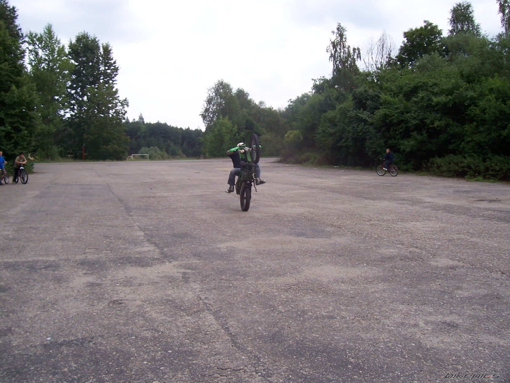 Bike Photo 888079