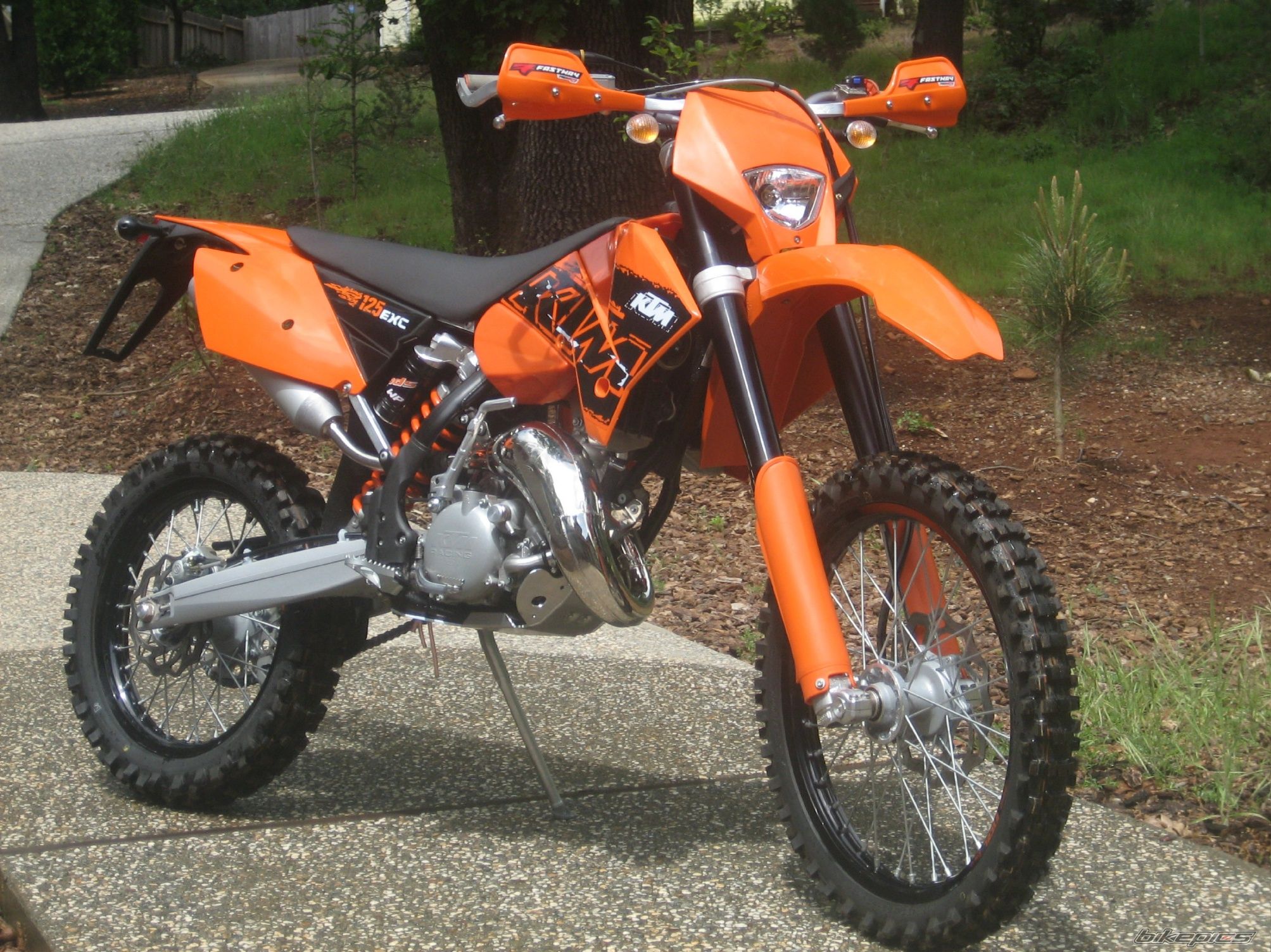 Bike Photo 888367