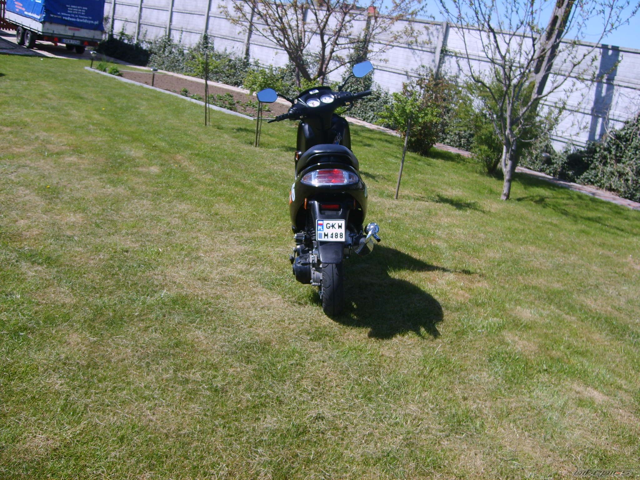 Bike Photo 888555