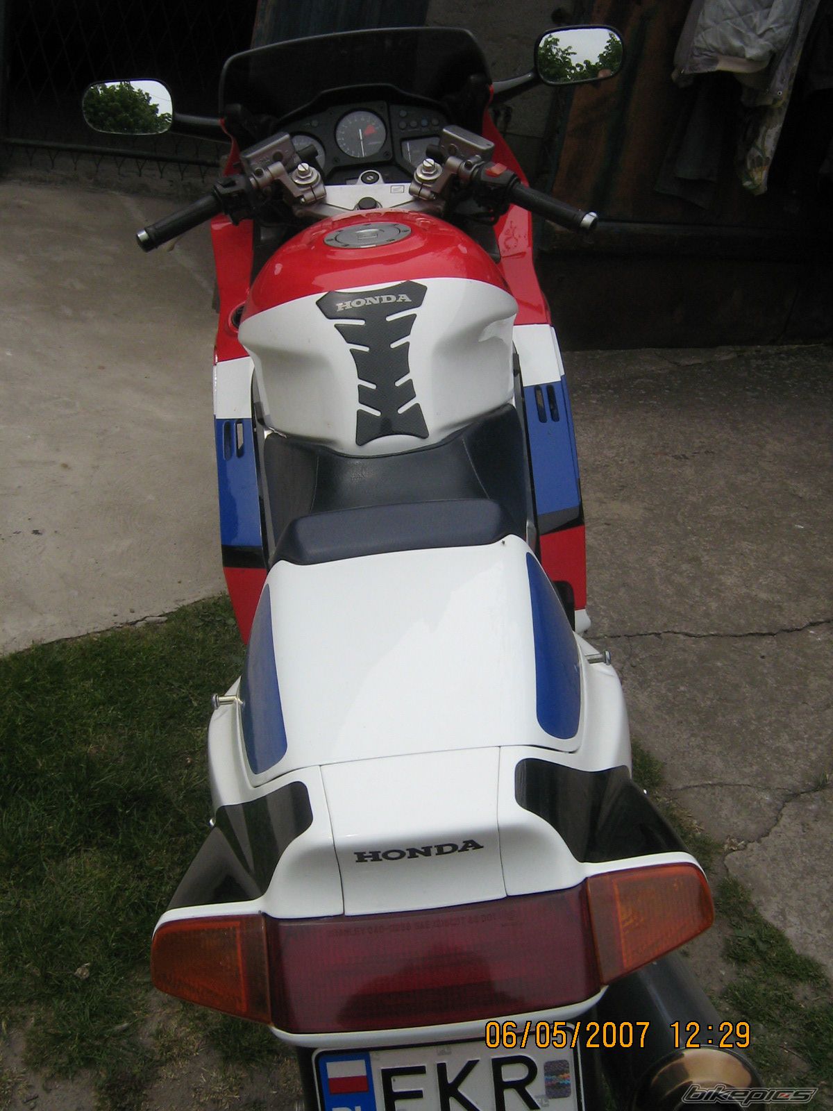 Bike Photo 889235
