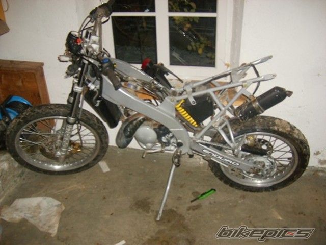 Photo 889352