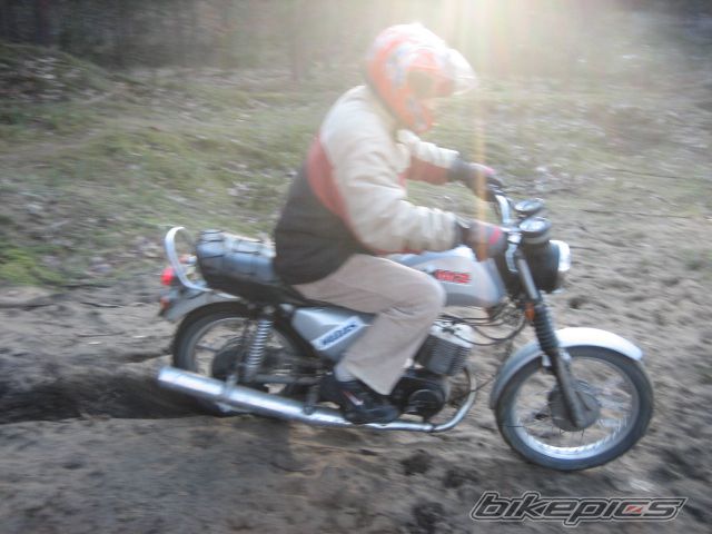 Bike Photo 889356