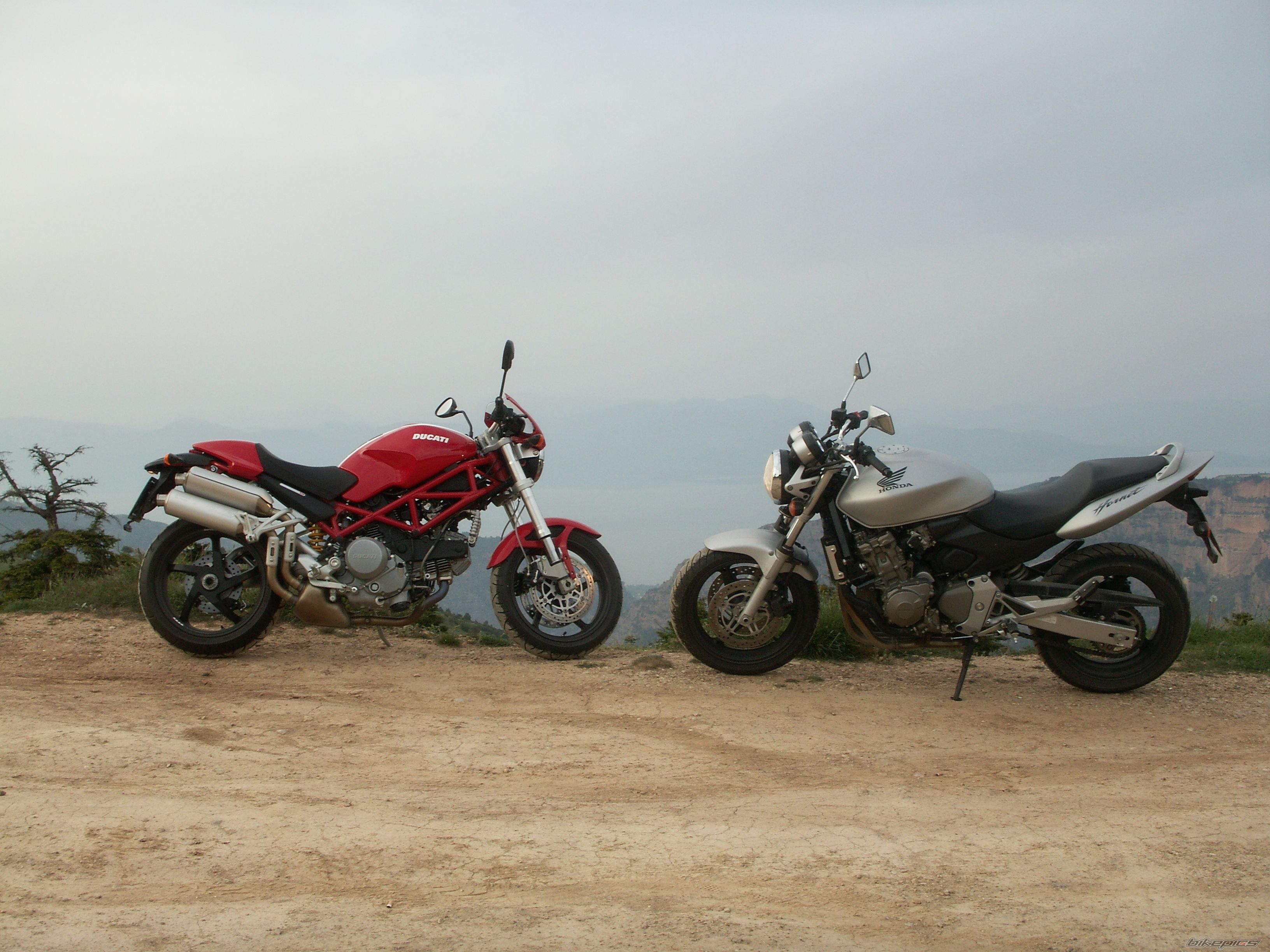 Bike Photo 889493