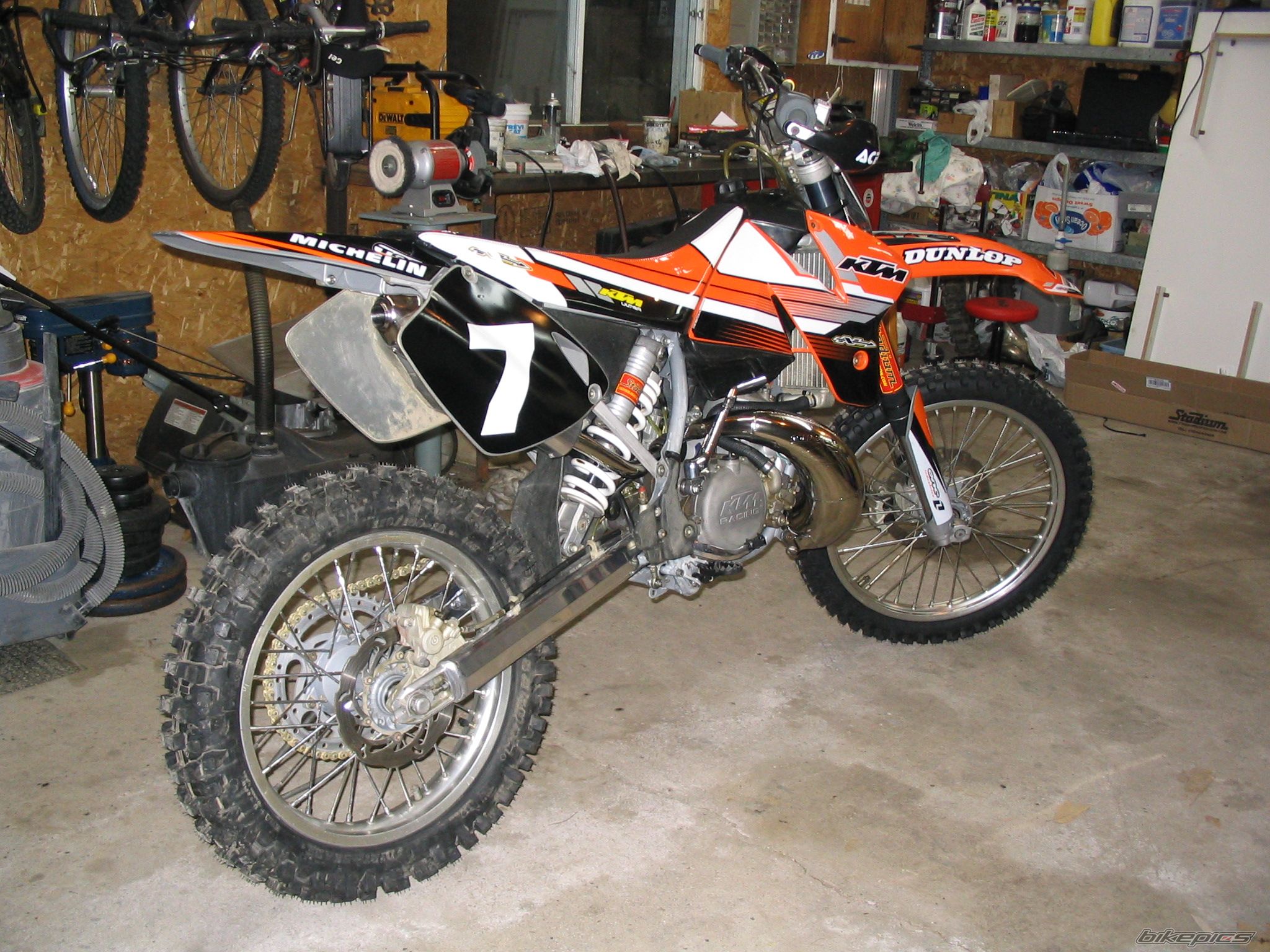 Bike Photo 889749