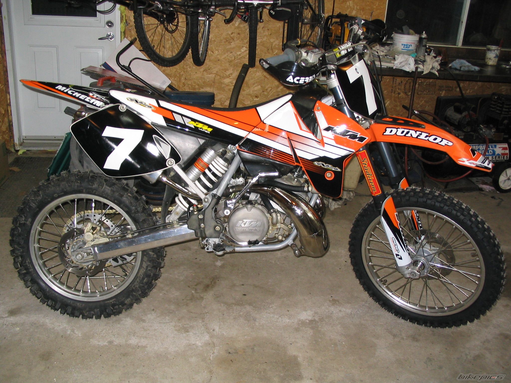 Bike Photo 889750