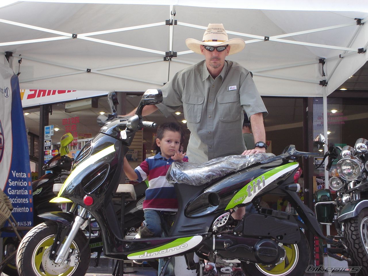 Bike Photo 889844