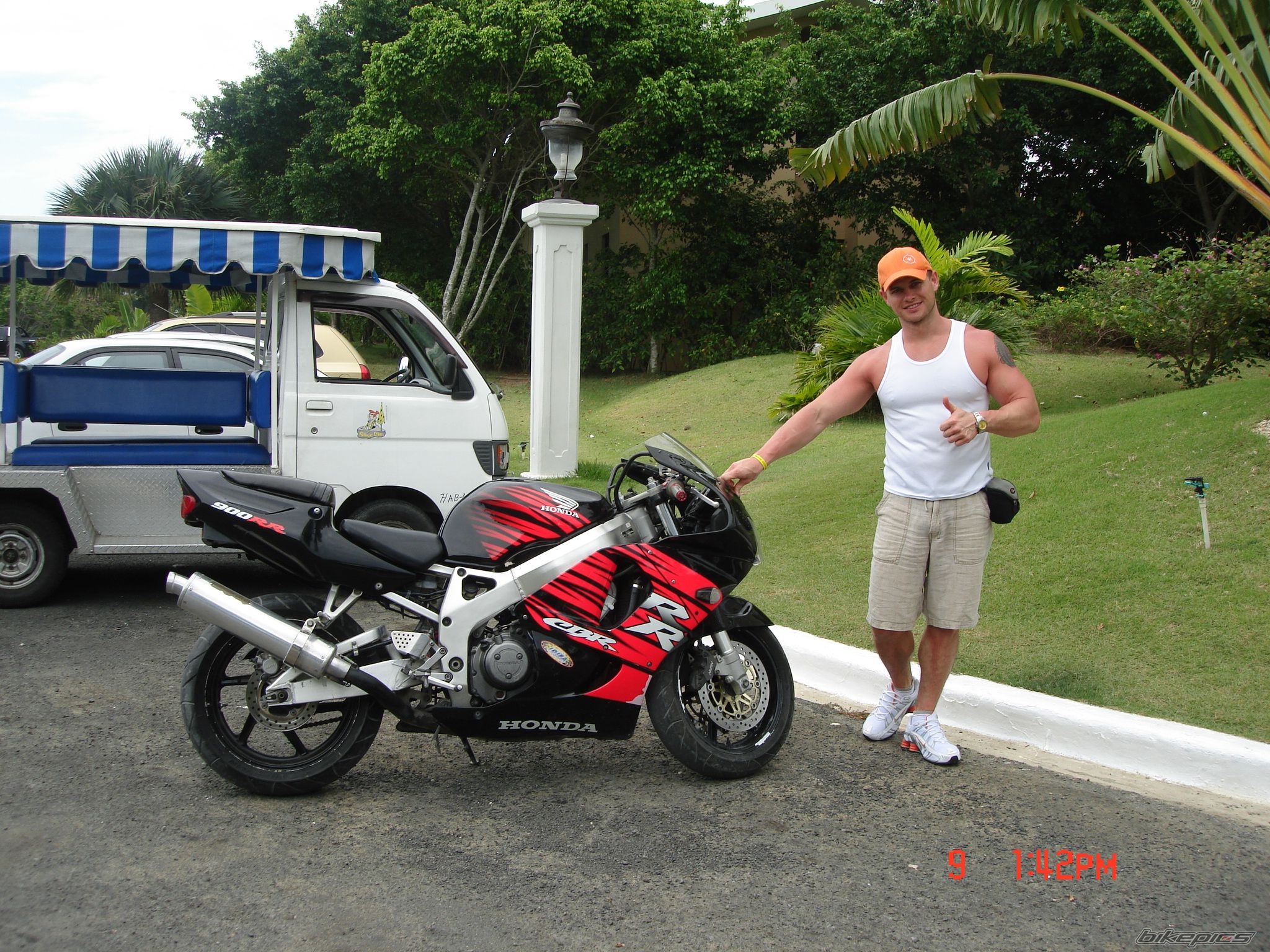 Bike Photo 889866