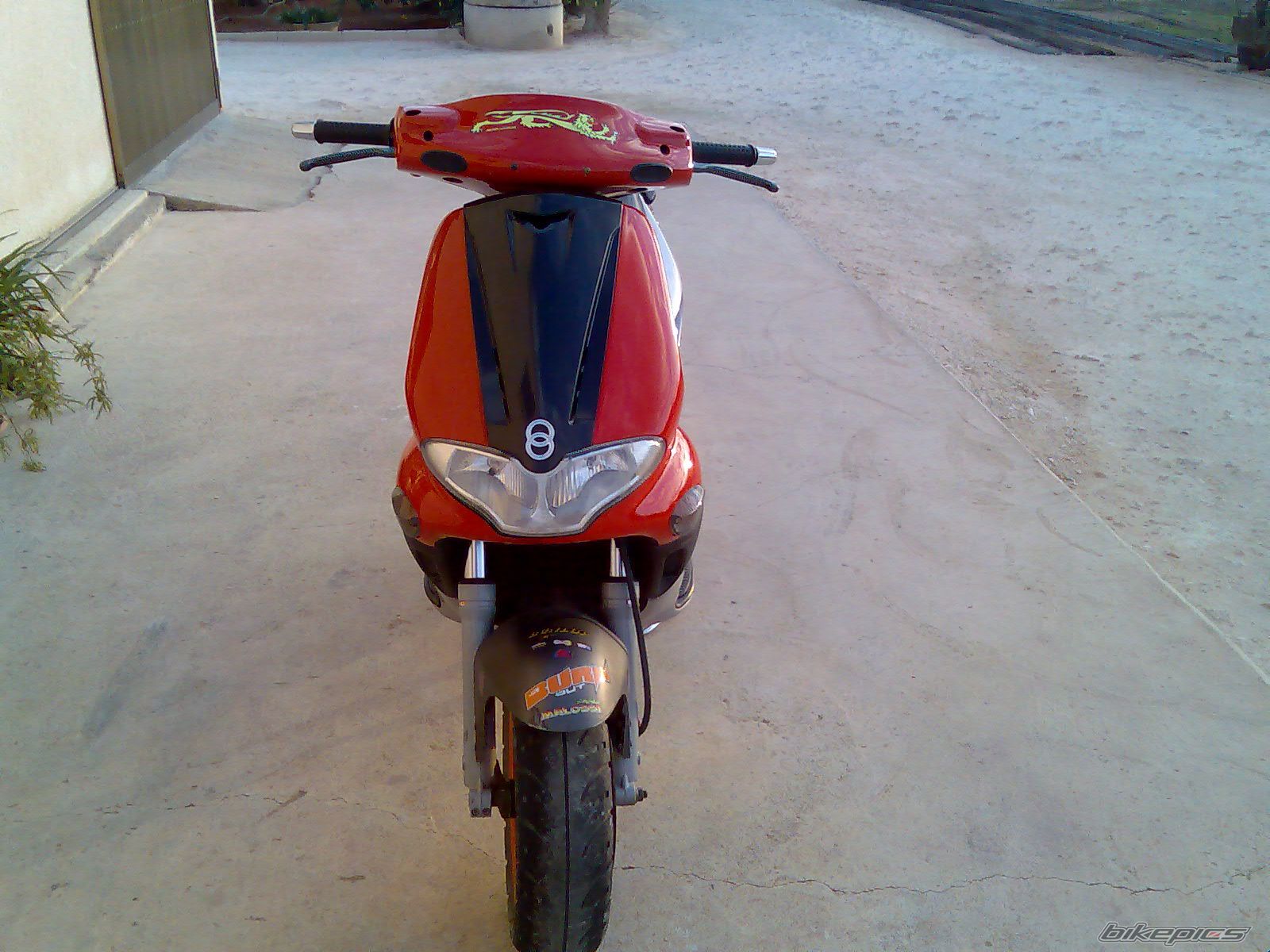 Photo 889977