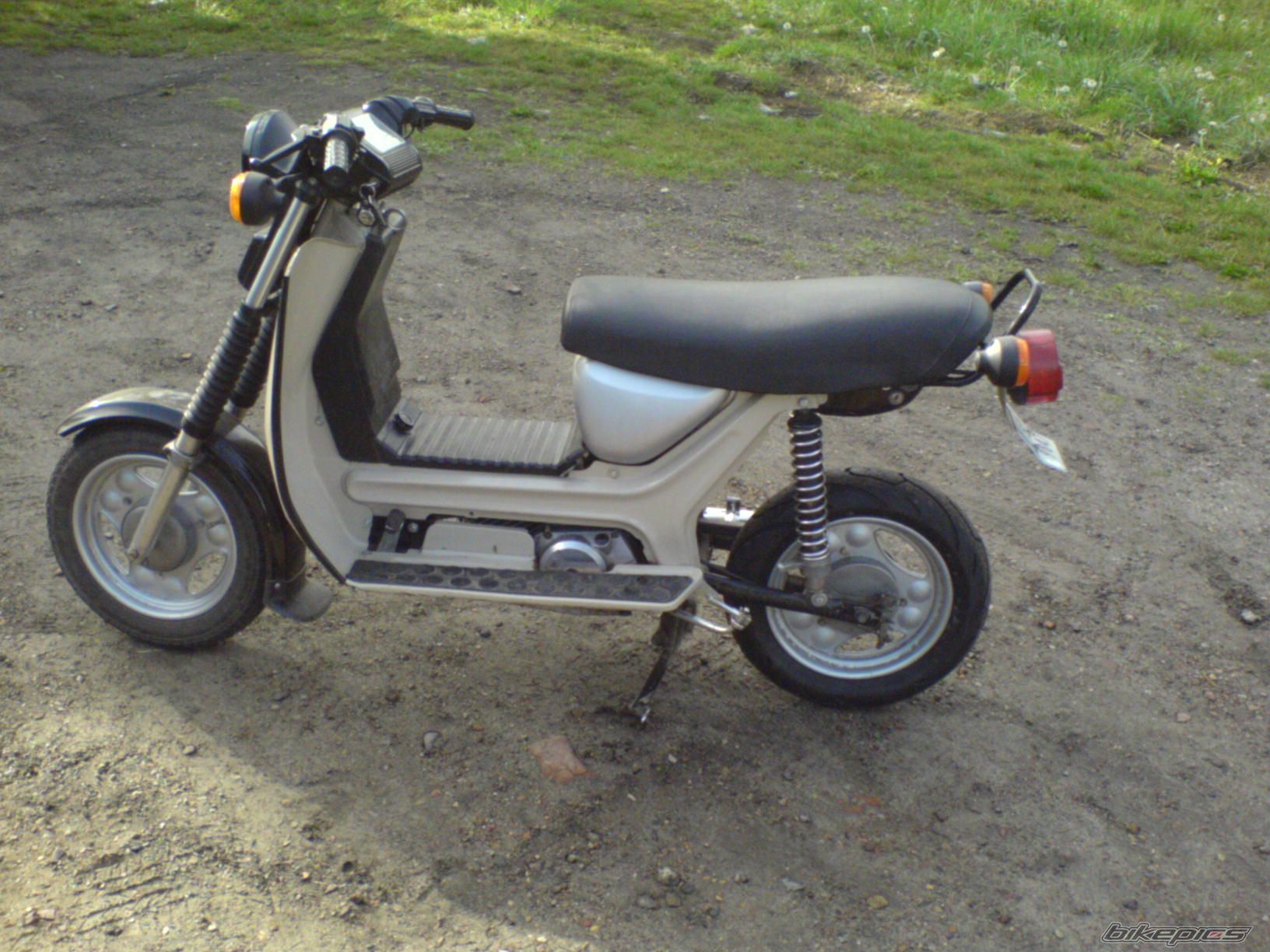 Bike Photo 890022