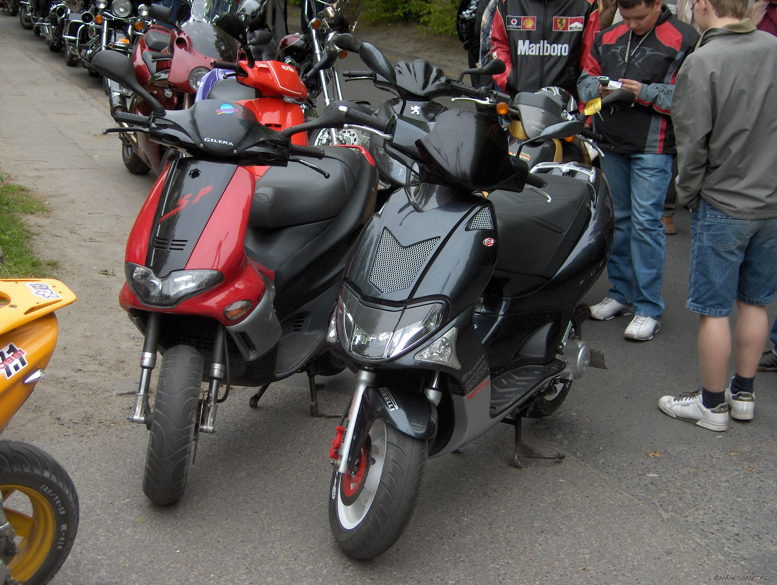 Photo 890214