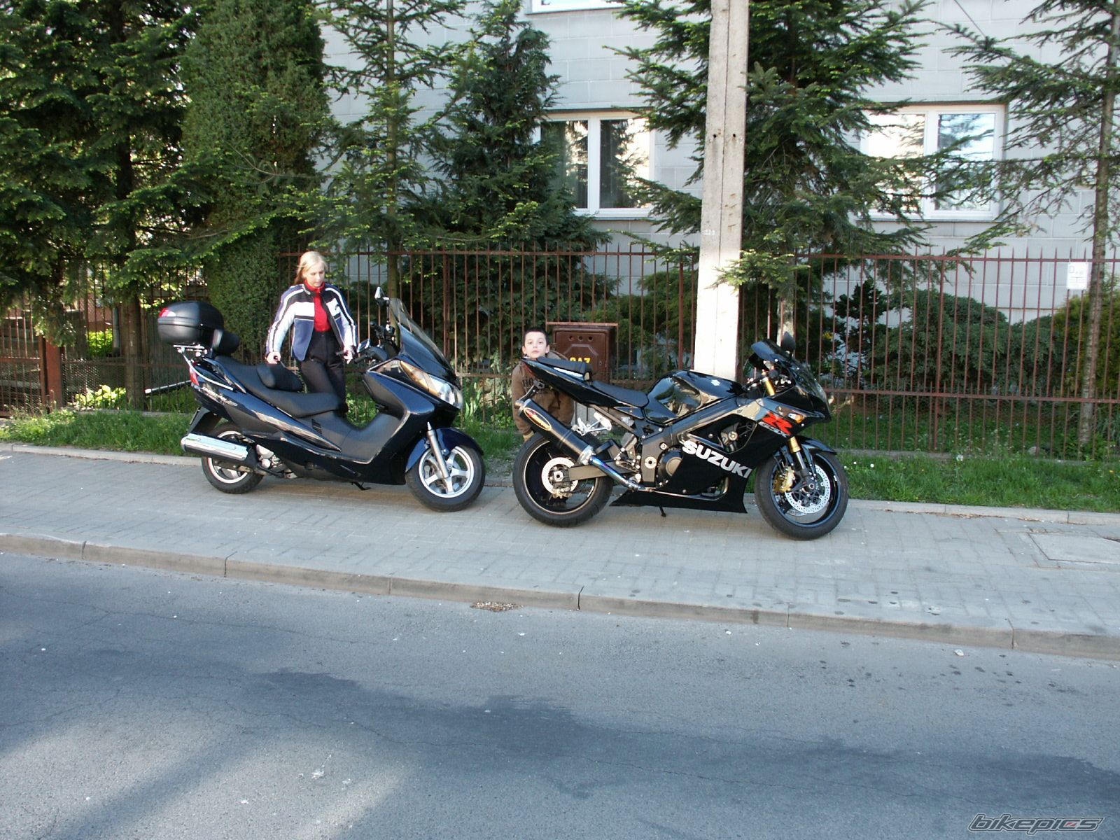 Bike Photo 890328