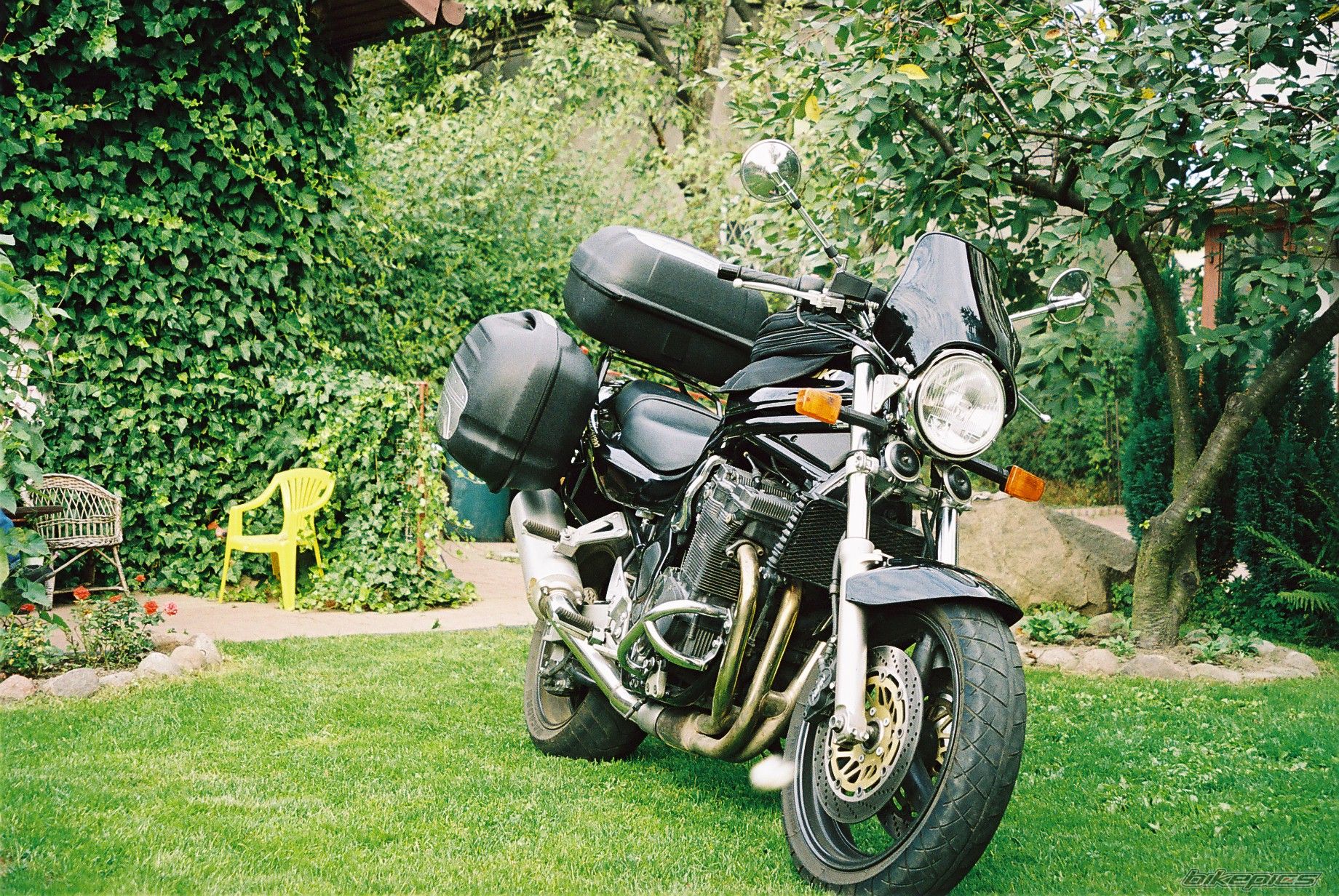 Bike Photo 890429