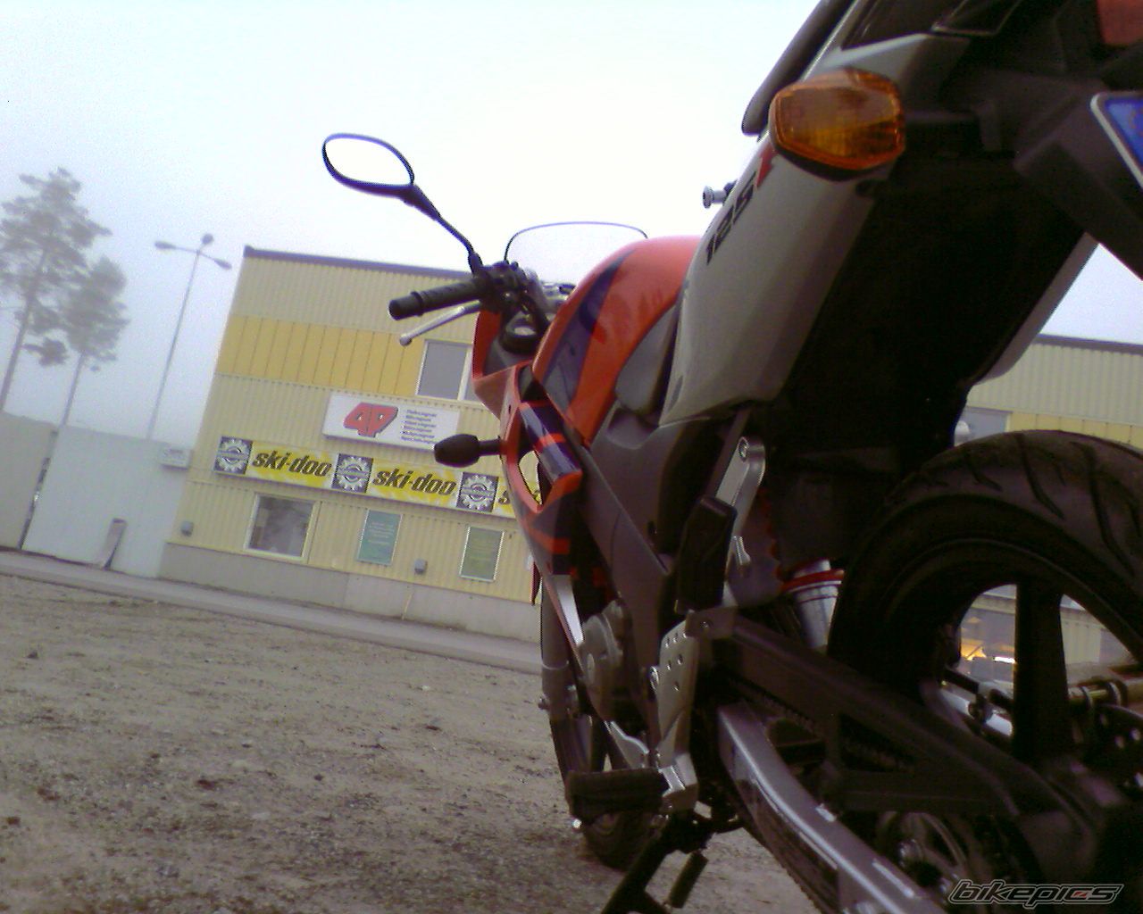 Bike Photo 890577