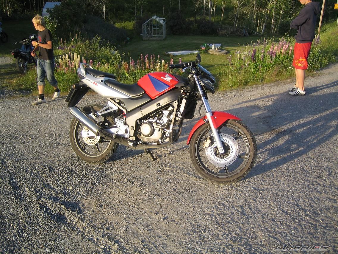Bike Photo 890605