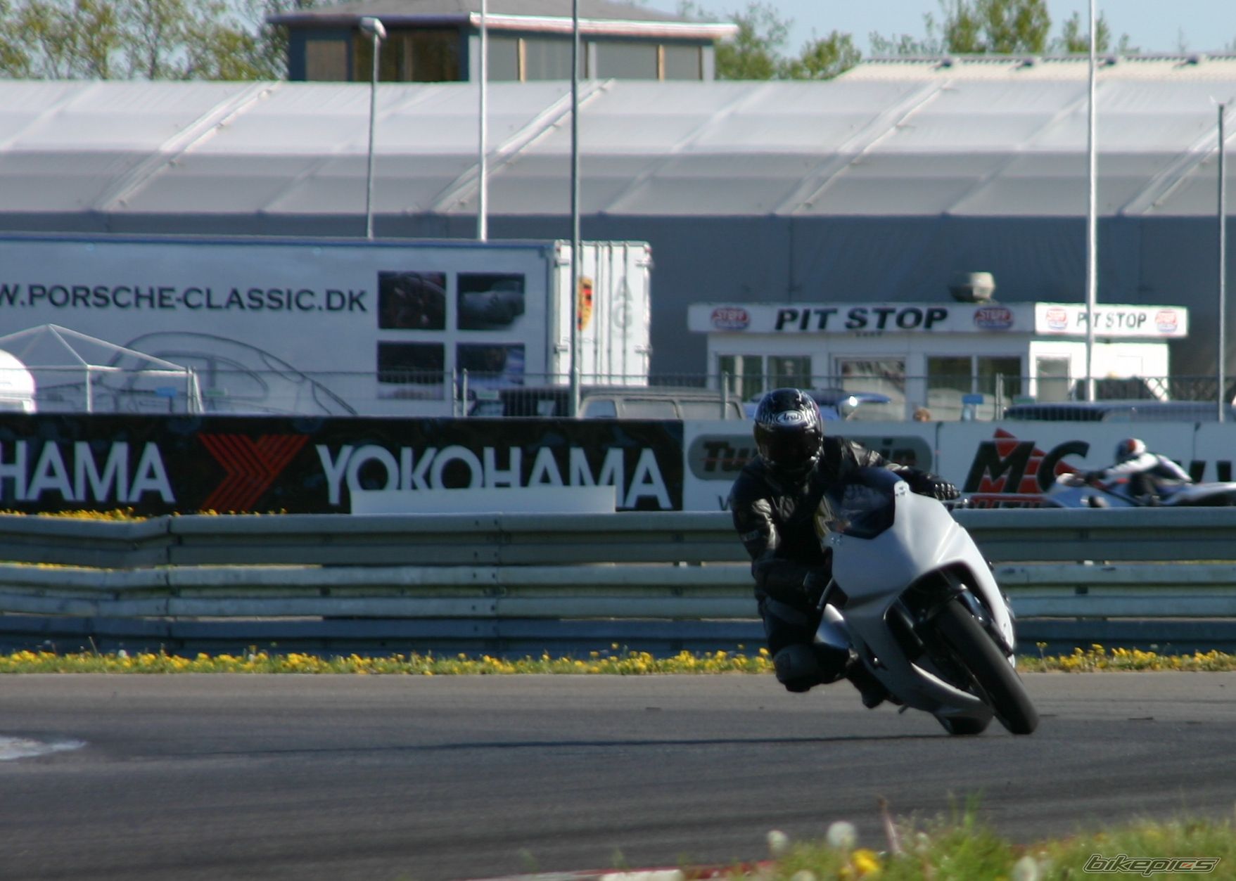 Bike Photo 890728