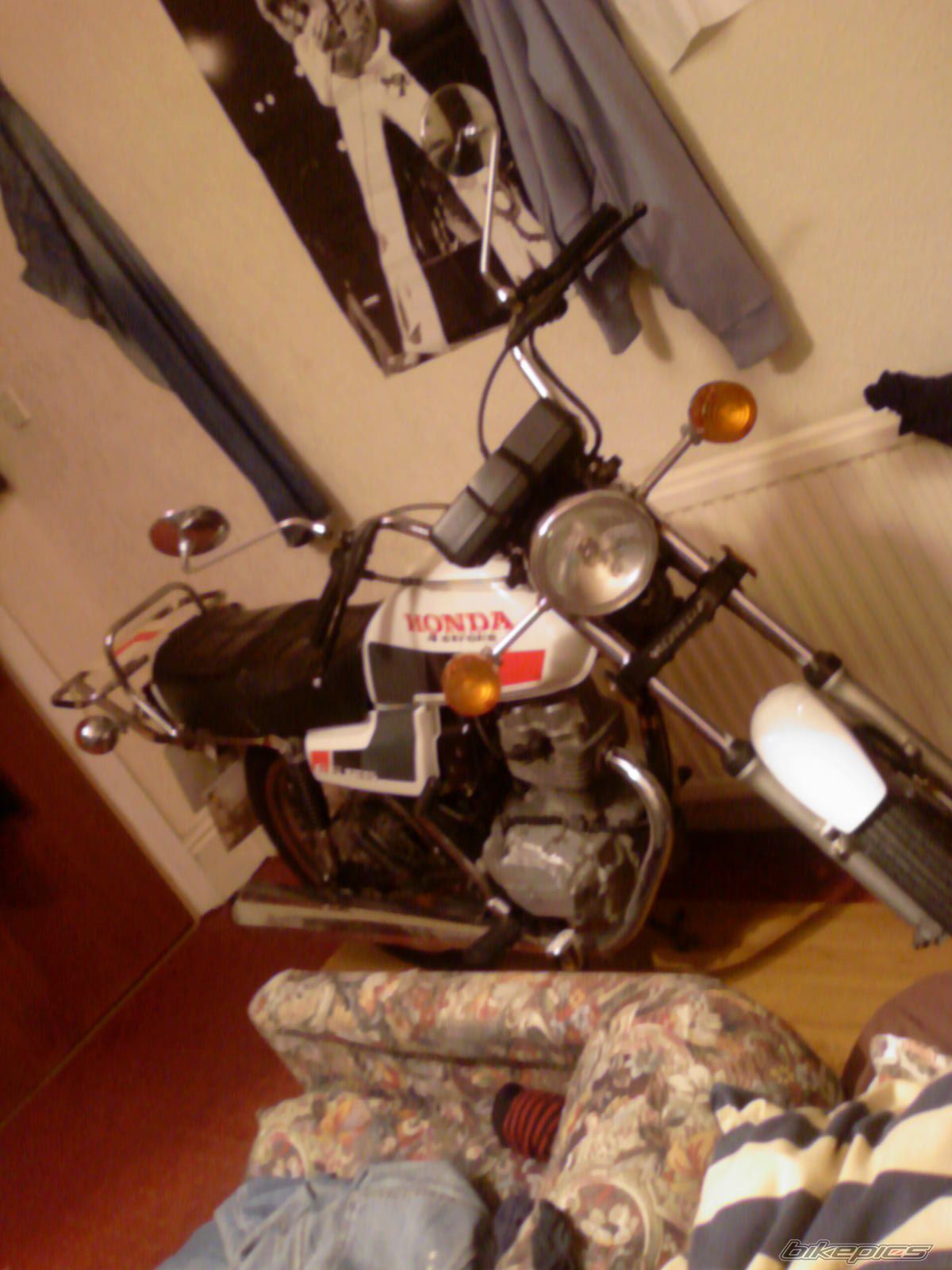 Photo 890919