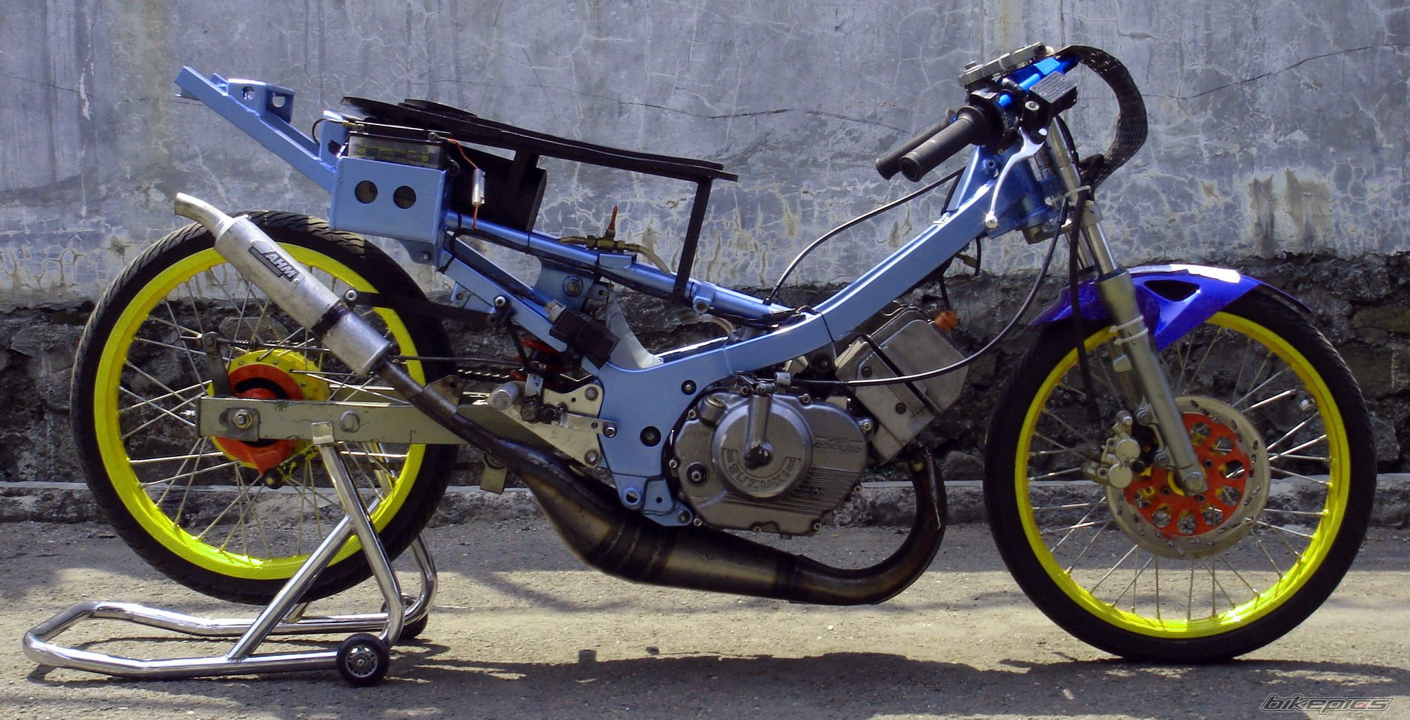 Bike Photo 892525