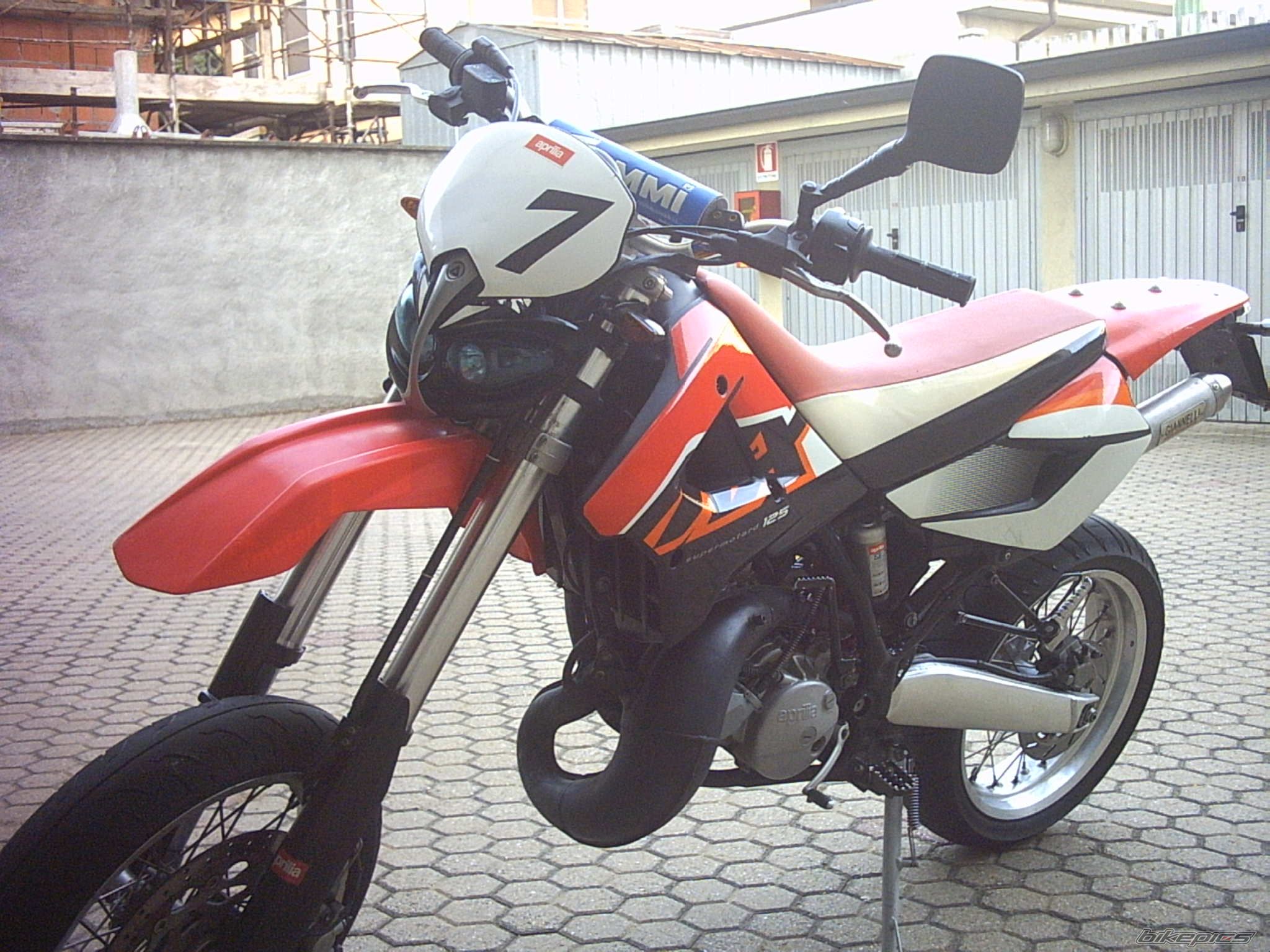 Bike Photo 893463