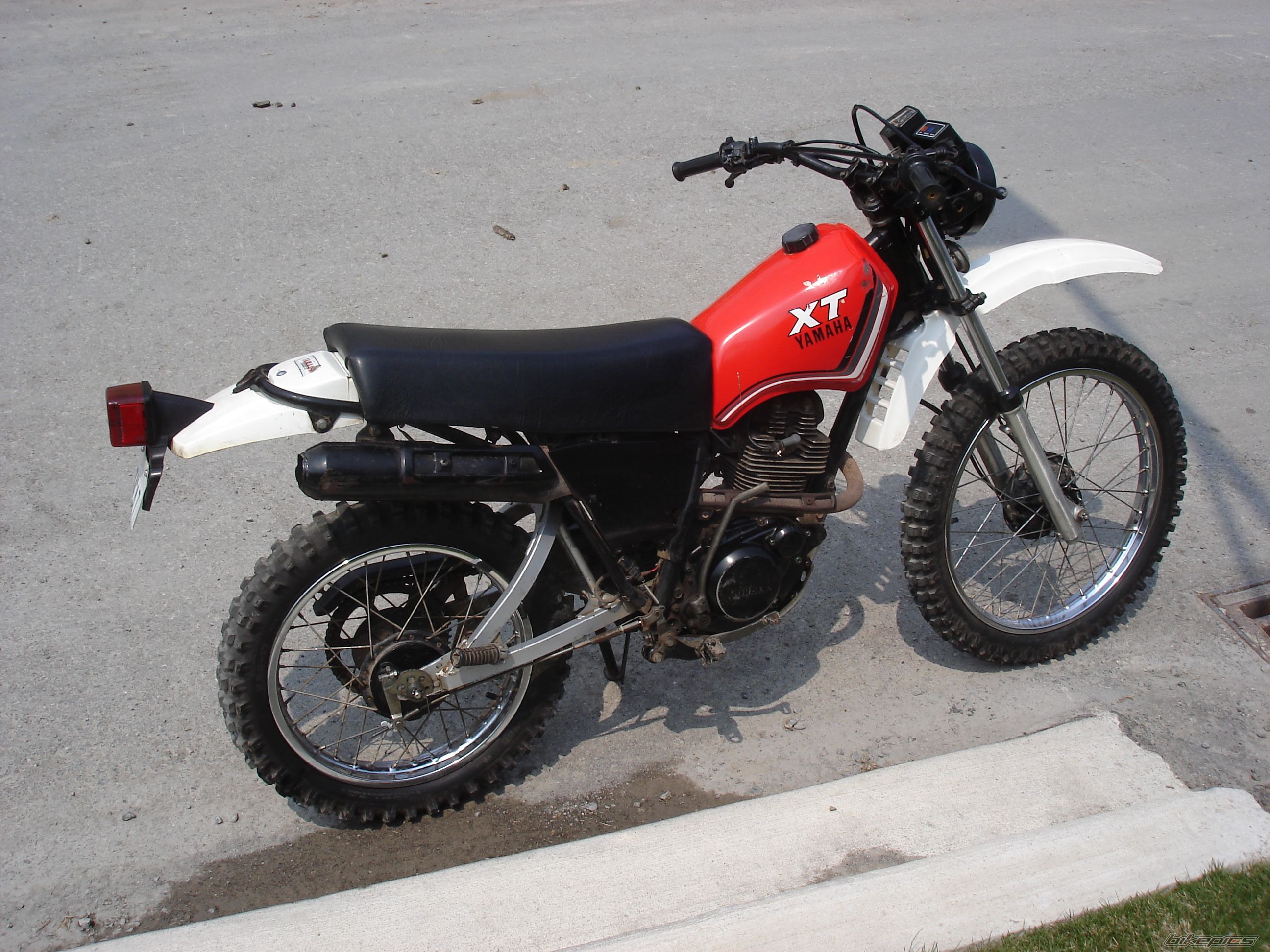 Bike Photo 893768