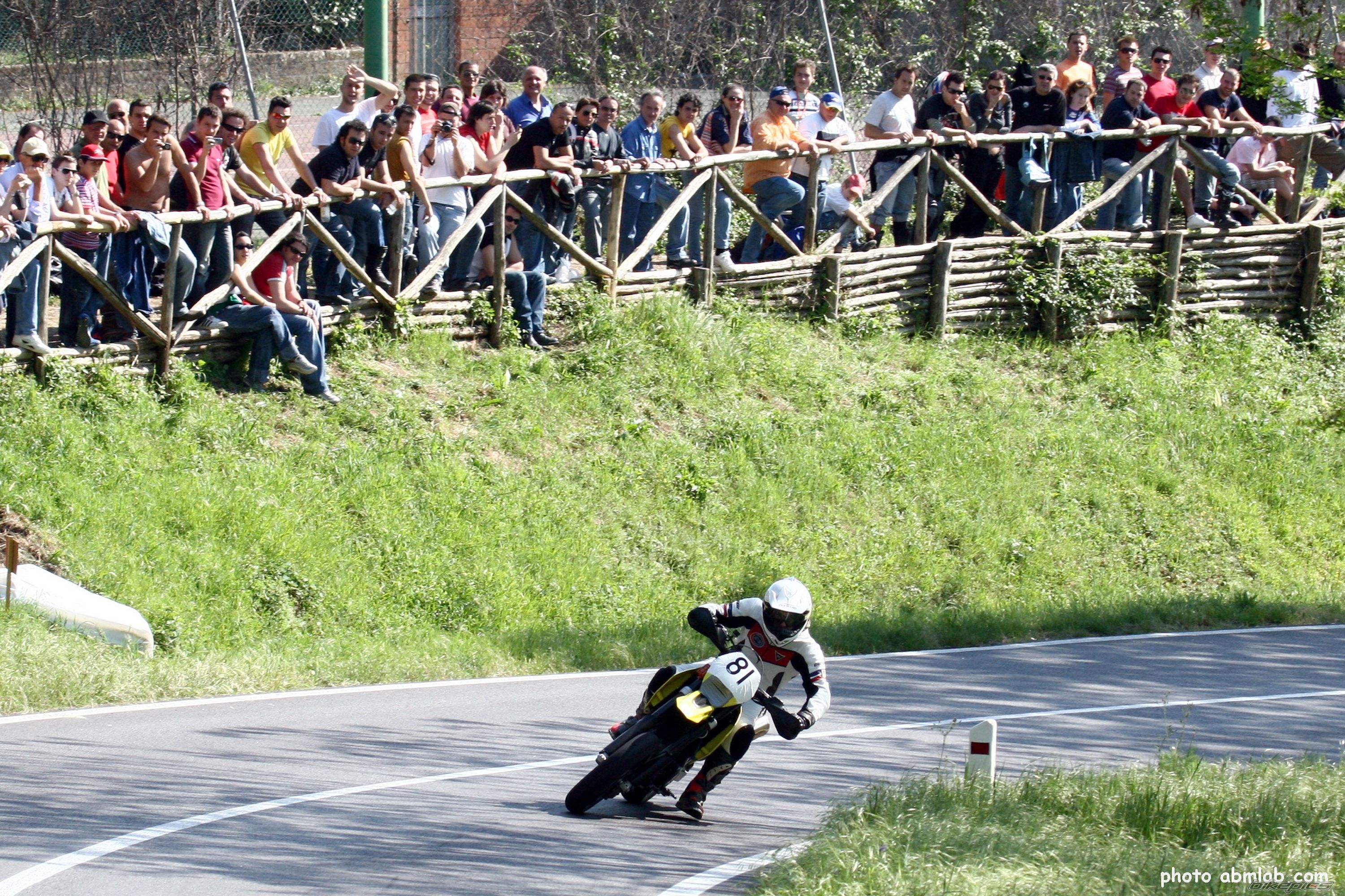 Bike Photo 895203