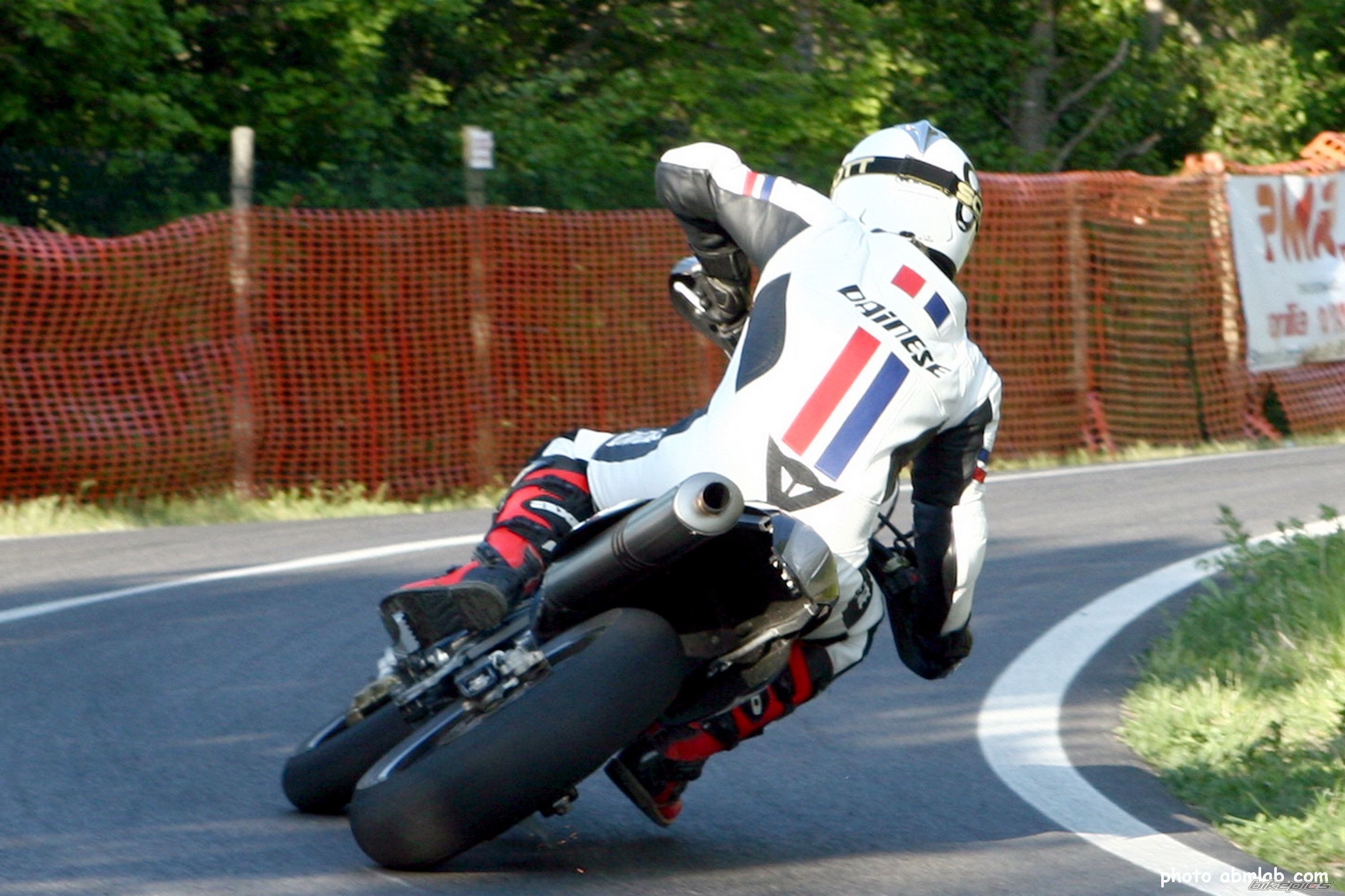 Bike Photo 895209
