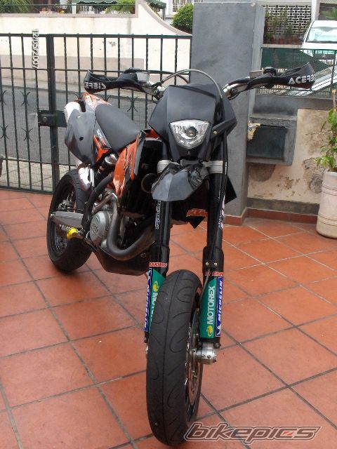 Photo 895337