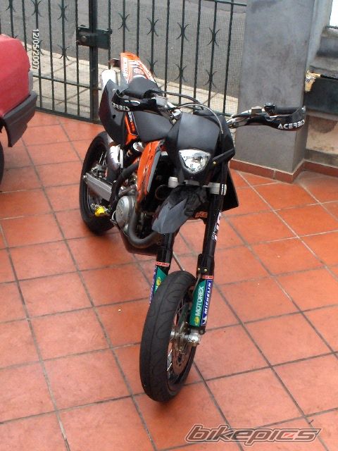Photo 895341