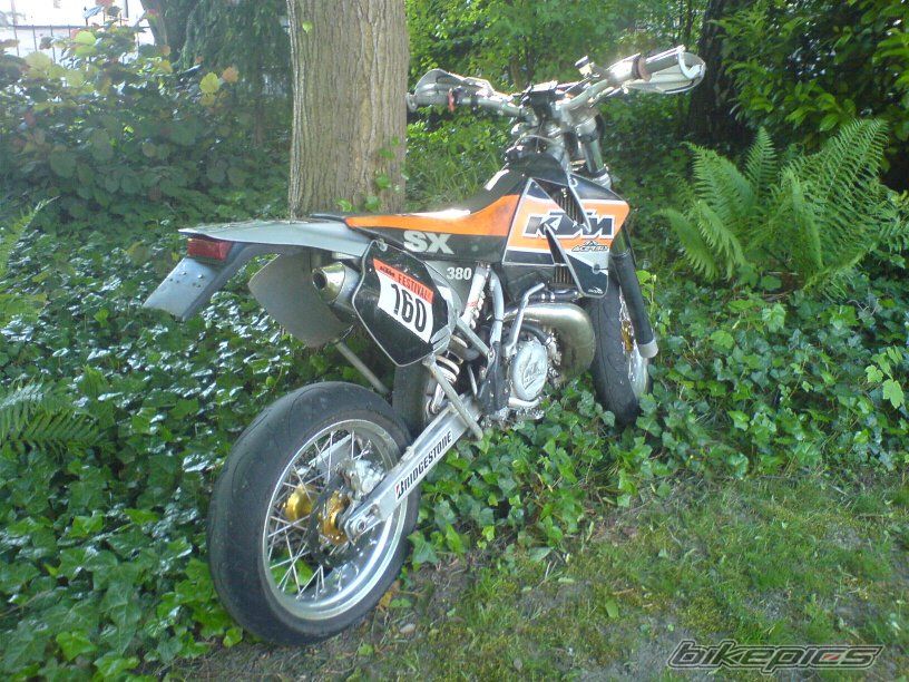 Bike Photo 895526