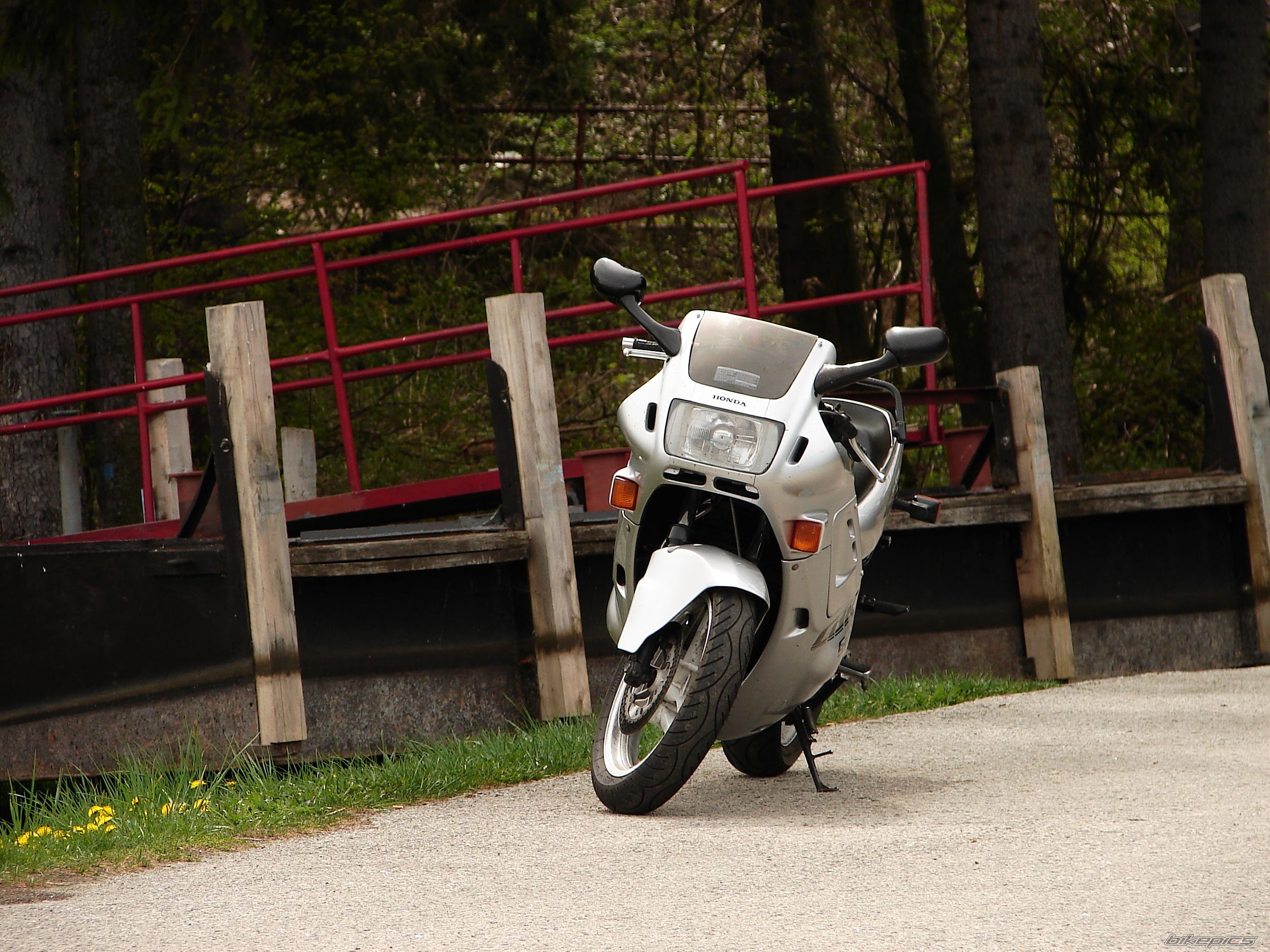 Bike Photo 895528