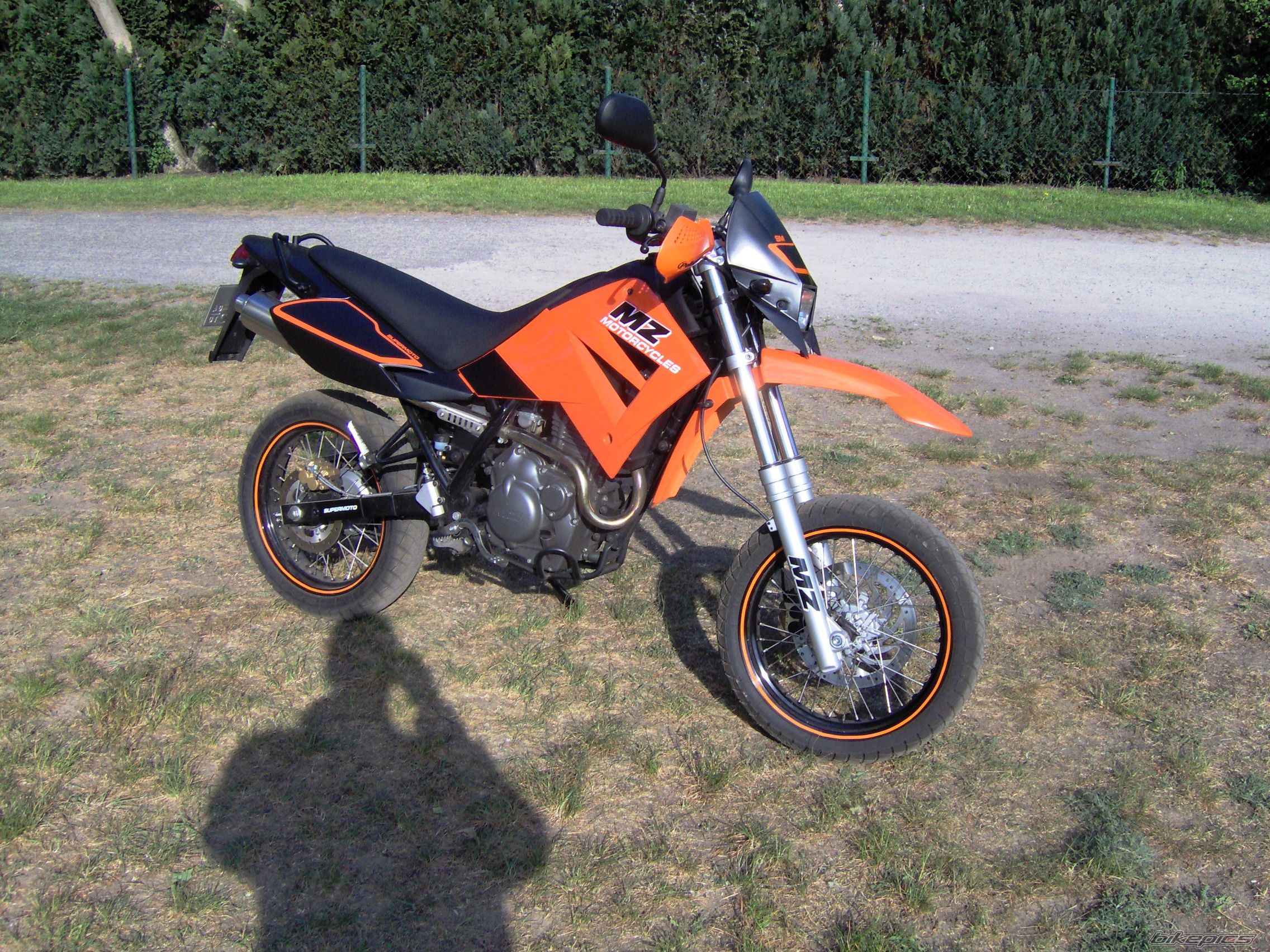 Bike Photo 896199